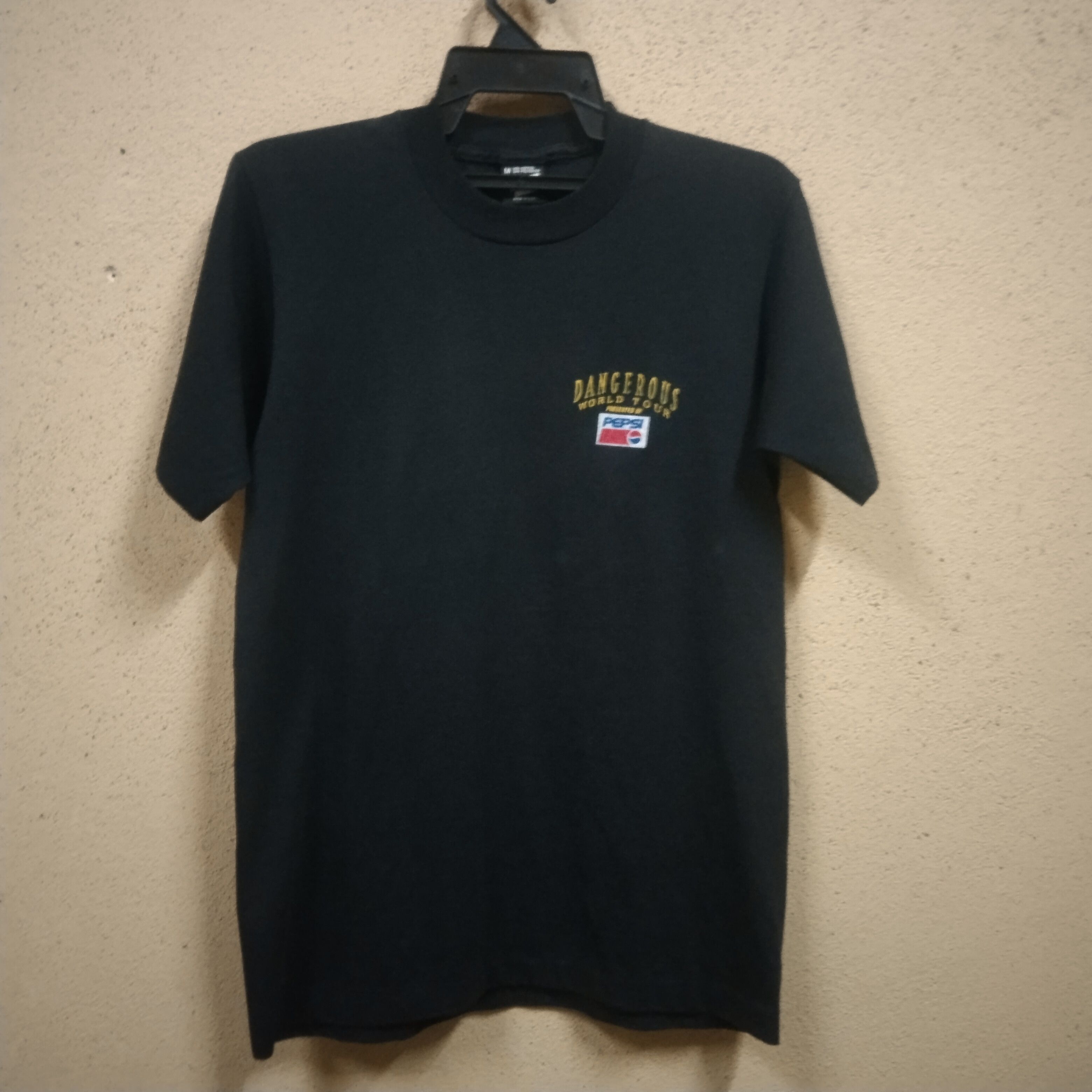 Michael Jackson × Pepsi × Vintage Michael Jackson Pepsi Dangerous World Tour Vintage Shirt Size US M / EU 48-50 / 2 - 2 Thumbnail