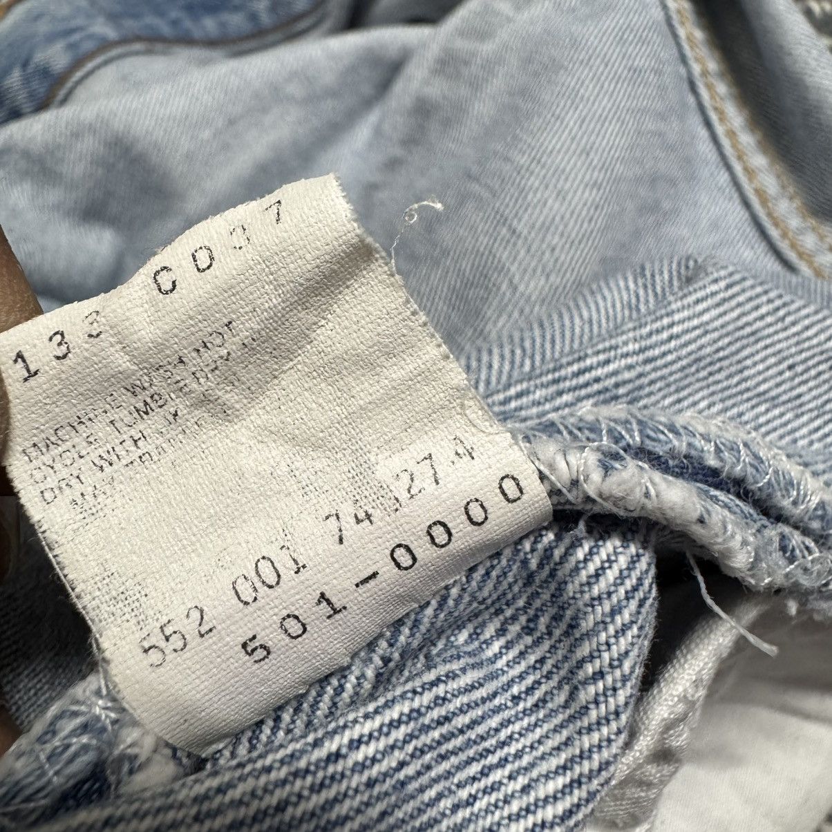 Levi's Vintage 90s Levis 501 Faded Blue Jeans Size US 35 - 18 Thumbnail