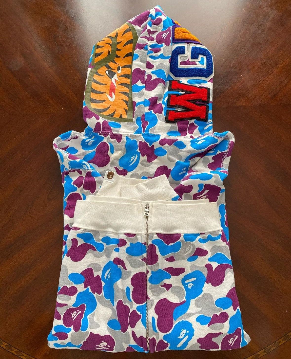 Bape Bape Yokohama shark 2008 Size US L / EU 52-54 / 3 - 5 Thumbnail