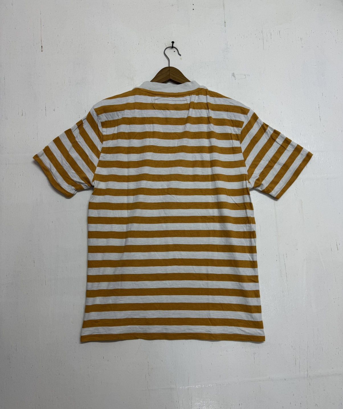 Guess × Vintage Vintage Guess stripe Size US M / EU 48-50 / 2 - 4 Thumbnail