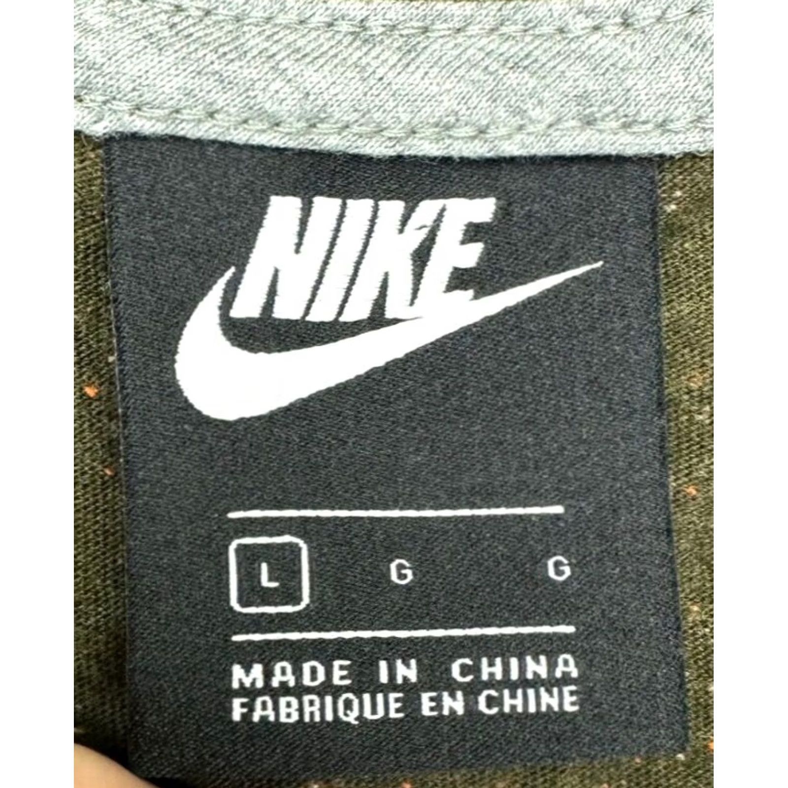 Nike Nike Shirt Adult Large Olive Green Just Do It T-Shirt Short Sleeve Crew Neck Men Size US L / EU 52-54 / 3 - 4 Thumbnail