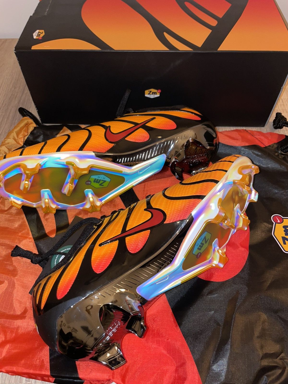 Nike Nike mercuial vapor 15 elite FG x air max plus sunset Size US 8.5 / EU 41-42 - 2 Thumbnail