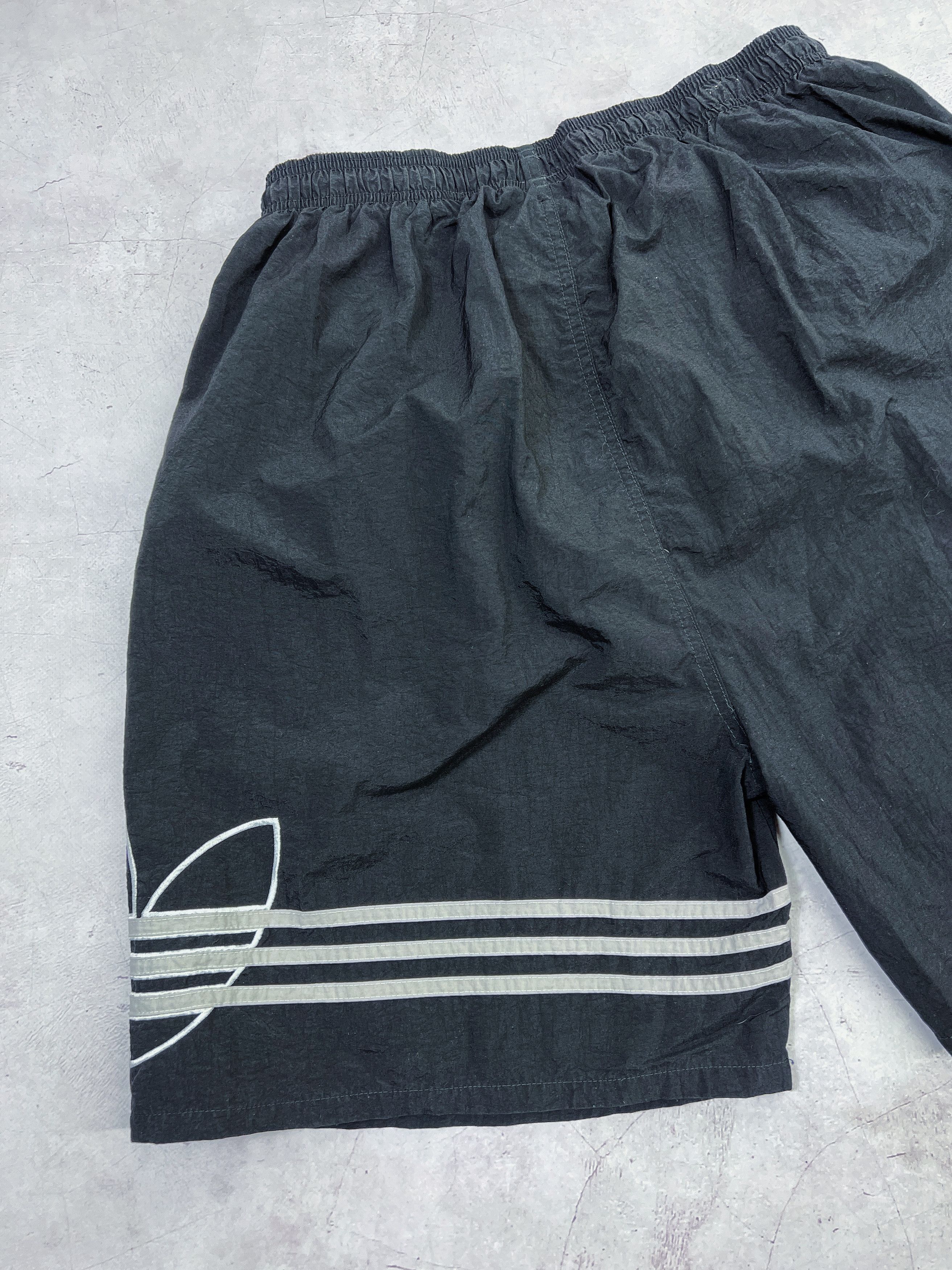 Adidas × Vintage 90s Adidas Shorts Crumpled Nylon Big Embroidered Size US 36 / EU 52 - 14 Thumbnail