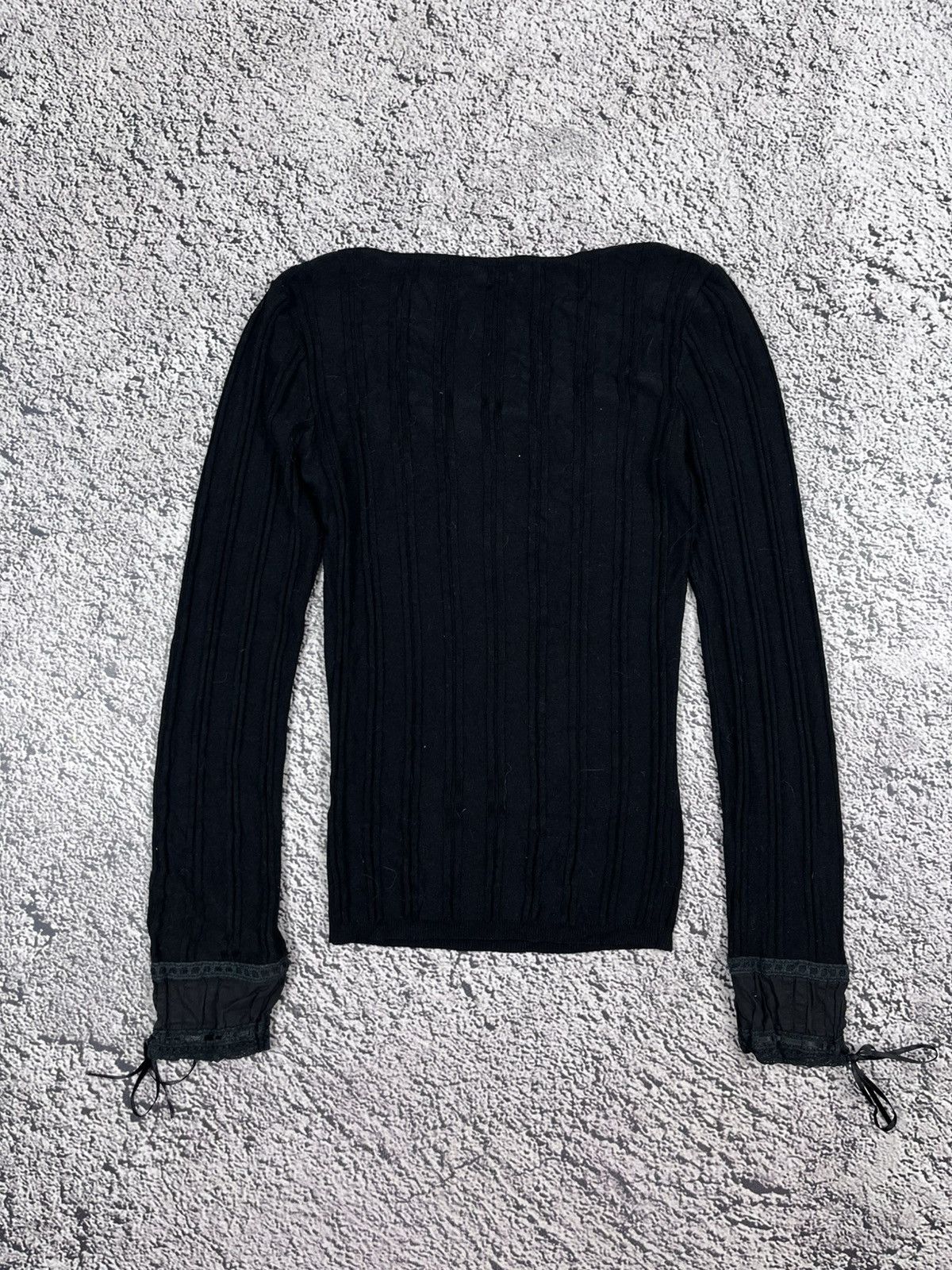 Kenzo Vintage Gothic Kenzo Embellished Rib Knit Top V Neck Size S / US 4 / IT 40 - 6 Thumbnail
