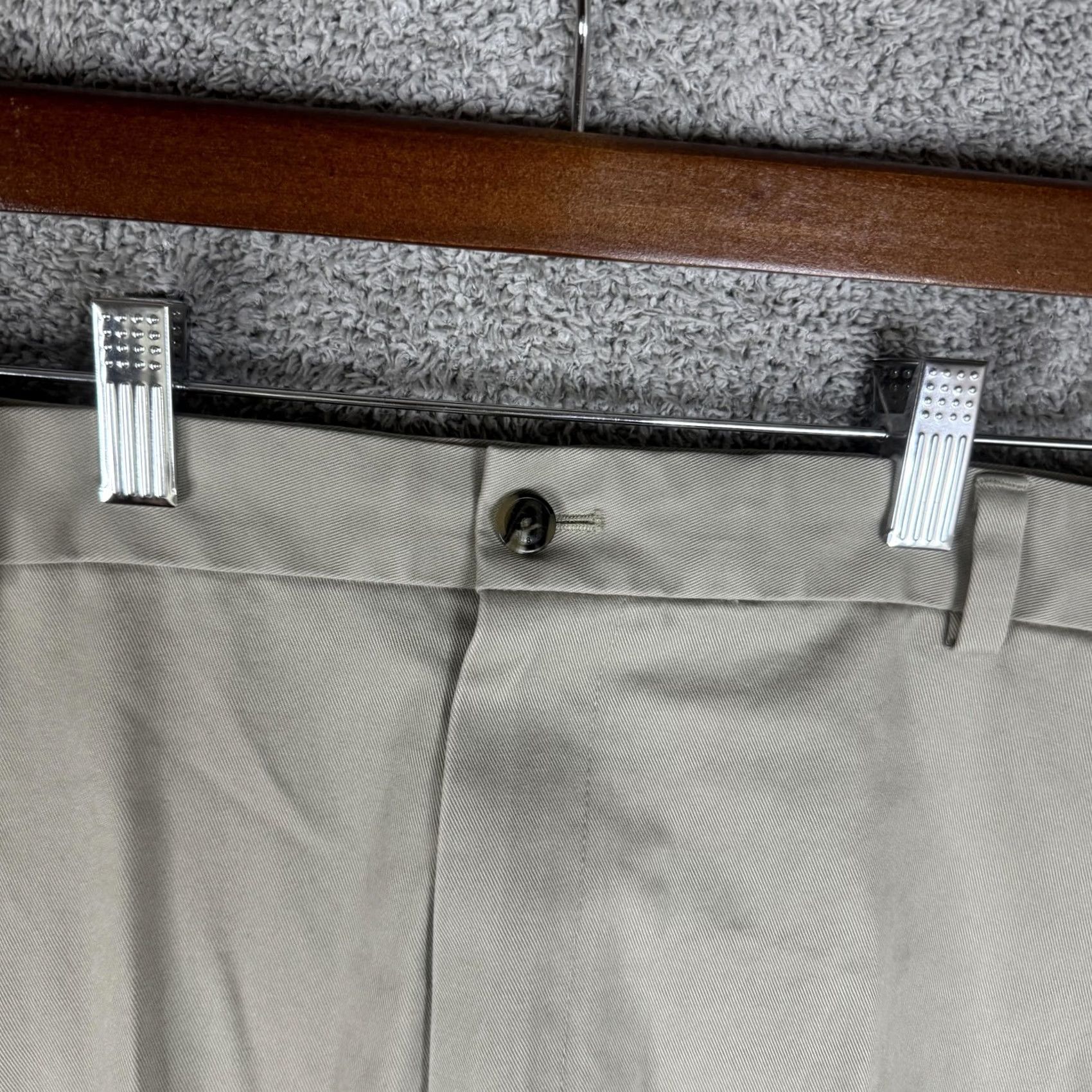 Brooks Brothers Brooks Brothers Clark Fit Advantage Chino Pants Mens 42x30 Khaki Beige Flat Front Straight Leg Business Casual 100% Cotton Size US 42 / EU 58 - 4 Thumbnail