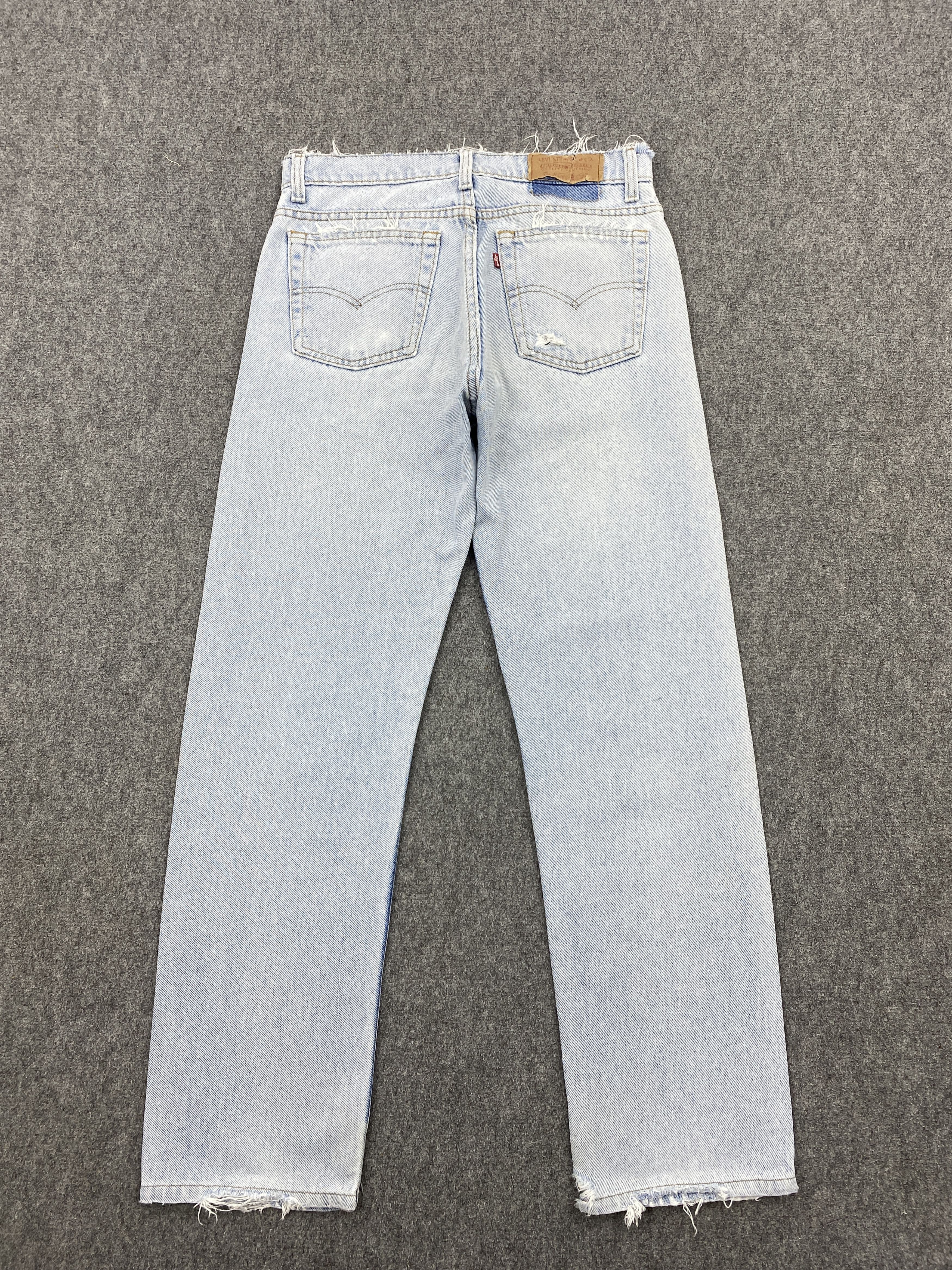 Levi's × Vintage Vintage 90s Levis 505 Light Blue Washed Denim Jeans Size US 31 - 3 Thumbnail
