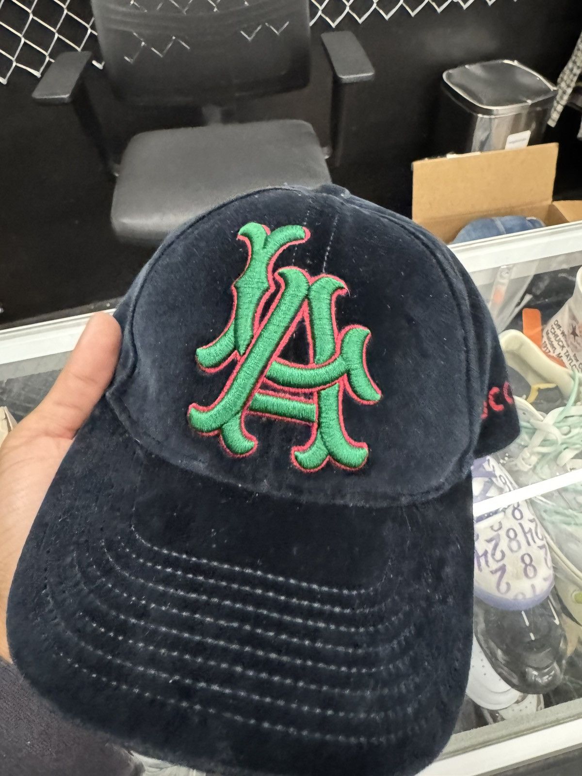 Gucci × MLB Gucci MLB Velvet Baseball Hat Size ONE SIZE - 2 Thumbnail
