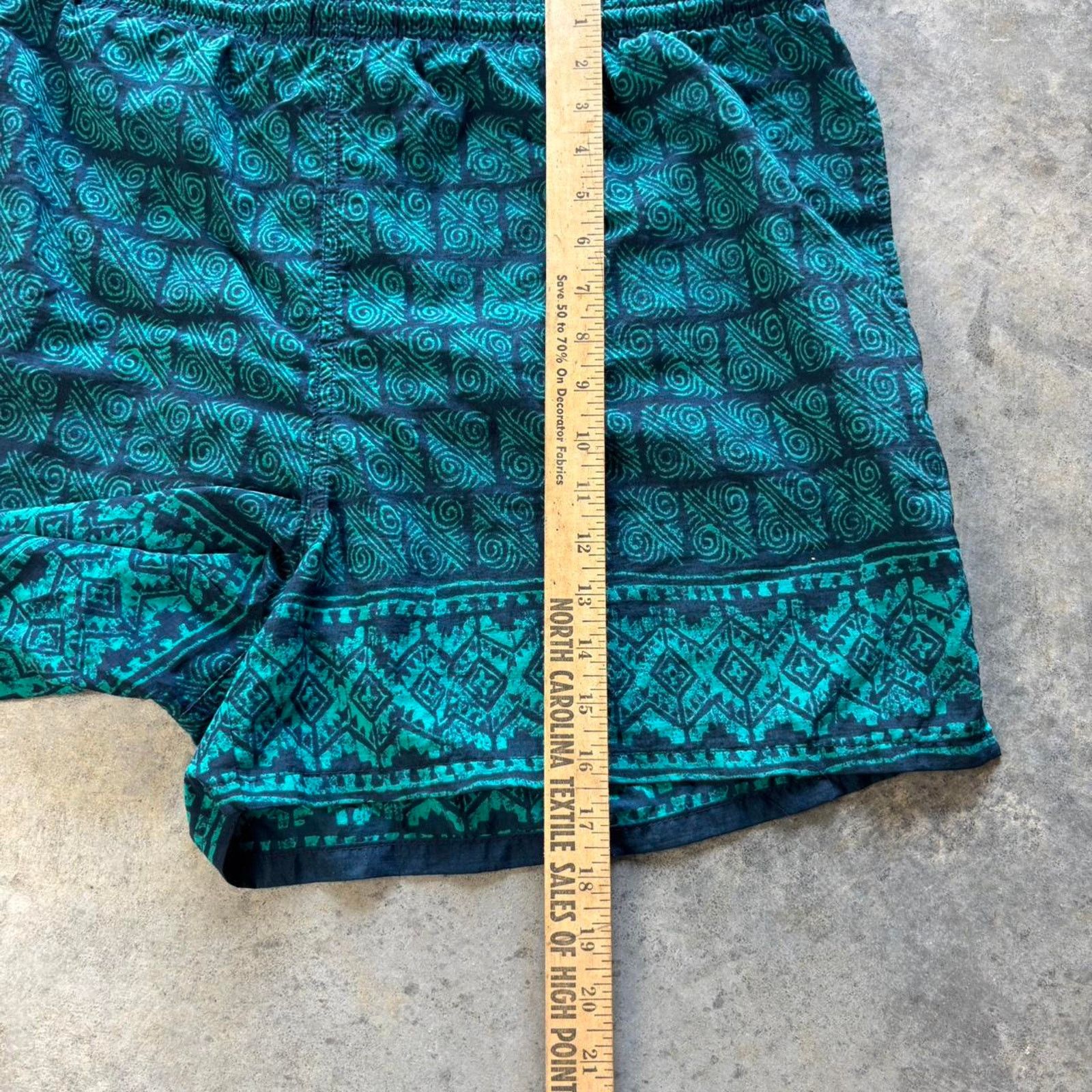 Billabong × Quicksilver × Vintage Y2K Tribal Print Surf Swim Shorts Size US 40 / EU 56 - 6 Thumbnail