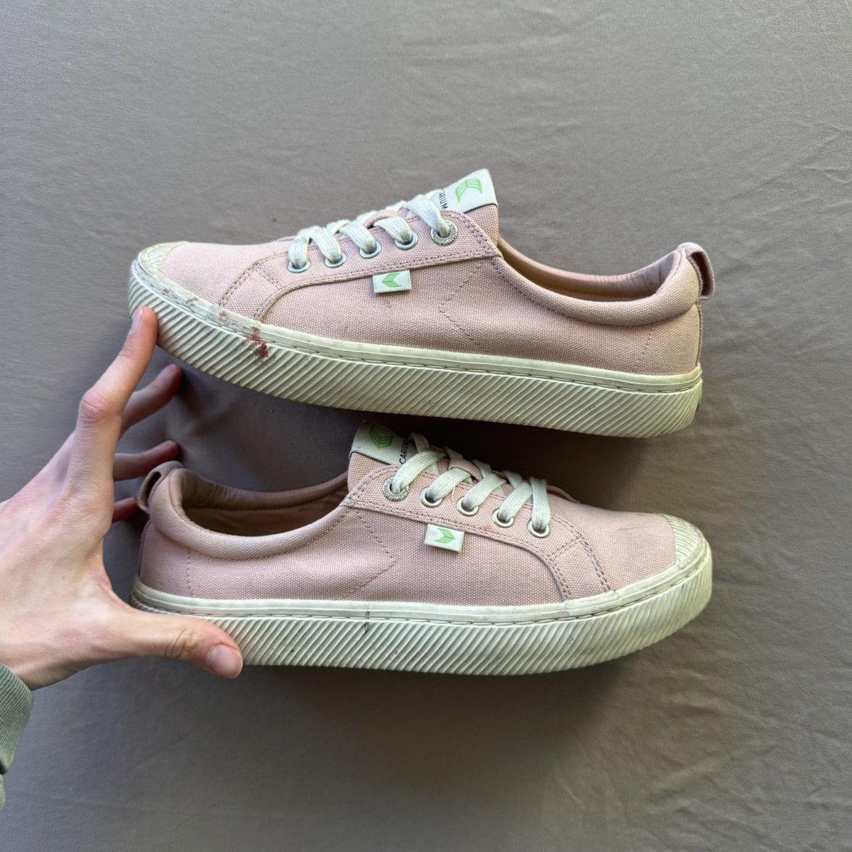 Other Cariuma OCA LOW Canvas Sneakers Size US 8 / IT 38 - 1 Thumbnail