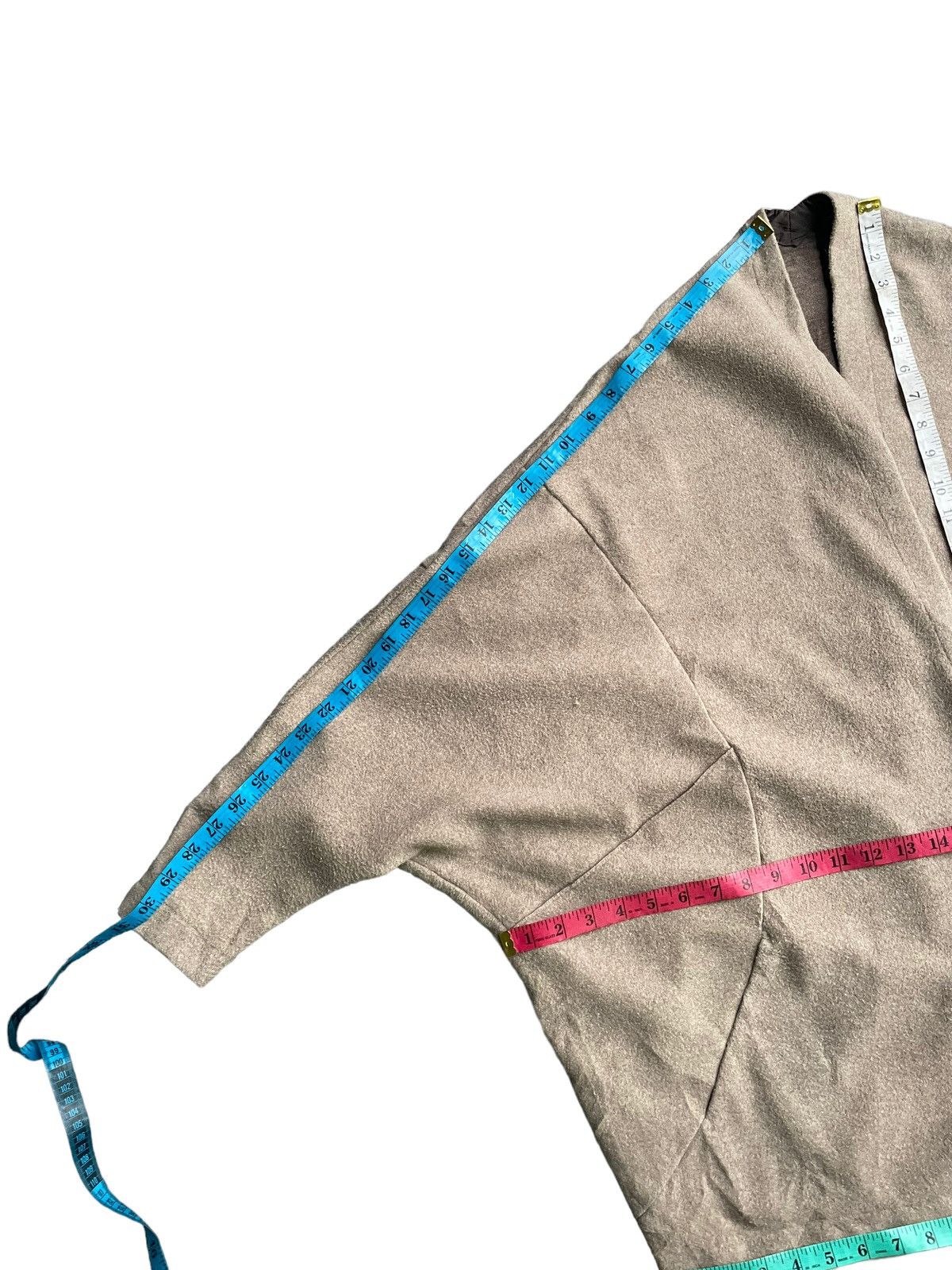 If Six Was Nine Studio Clip Cape Size XL / US 12-14 / IT 48-50 - 11 Thumbnail