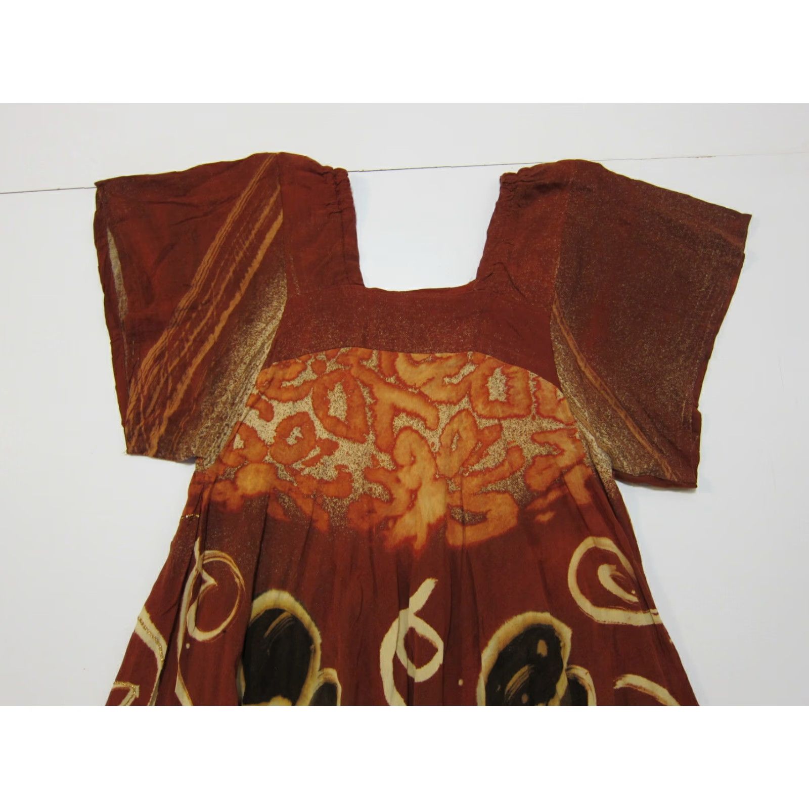 Vintage **Rossy Indonesia Batik Floral Maxi Kaftan Dress Women Size M Brown** User: Rossy Indonesia Batik Floral Maxi Kaftan Dress Women Size M Brown Size M / US 6-8 / IT 42-44 - 7 Thumbnail