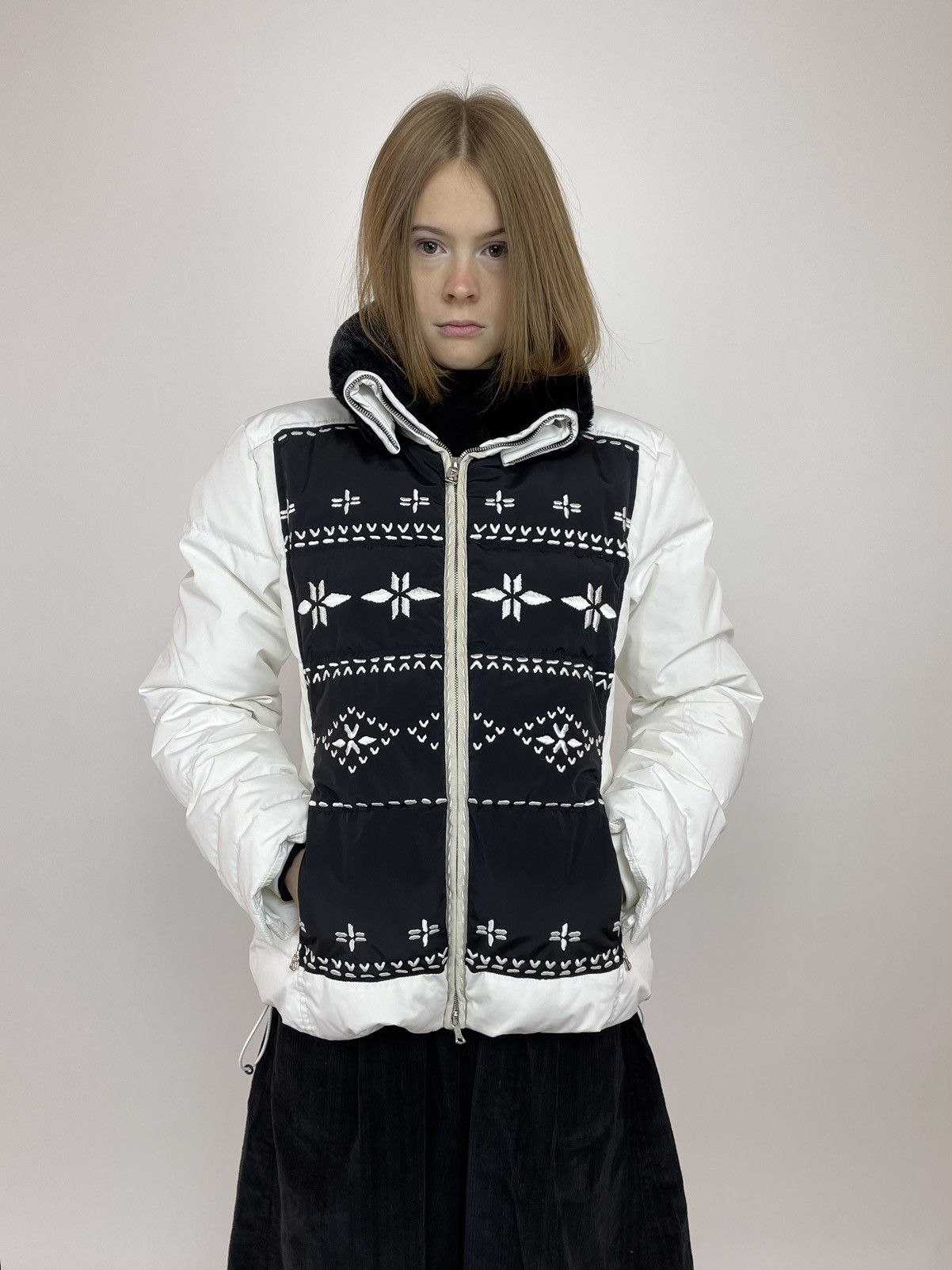 Bogner Bogner Down jacket Skiing puffer JKT Womens size 38 US8 Size XS / US 0-2 / IT 36-38 - 3 Thumbnail