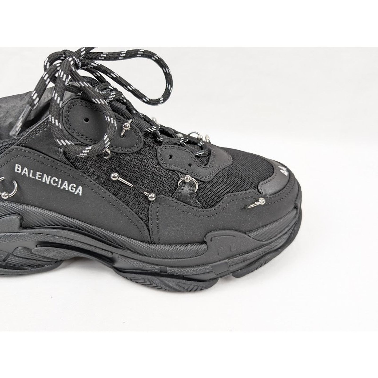 Balenciaga o1rshd1 Triple S Soccer Sneakers in Black/Silver Size US 13 / EU 46 - 3 Thumbnail