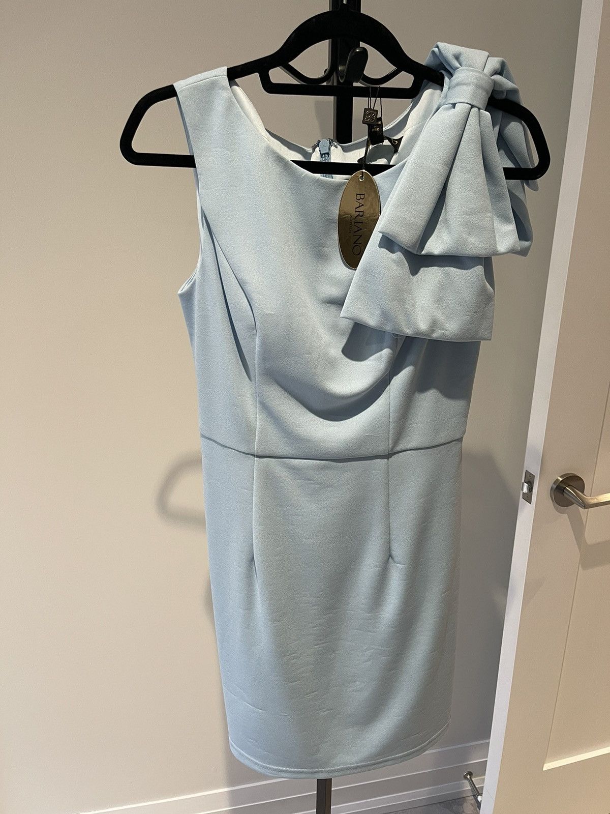 image of Bariano Blue Dress Size 8 But Fits Like A 6 in Baby Blue, Women's