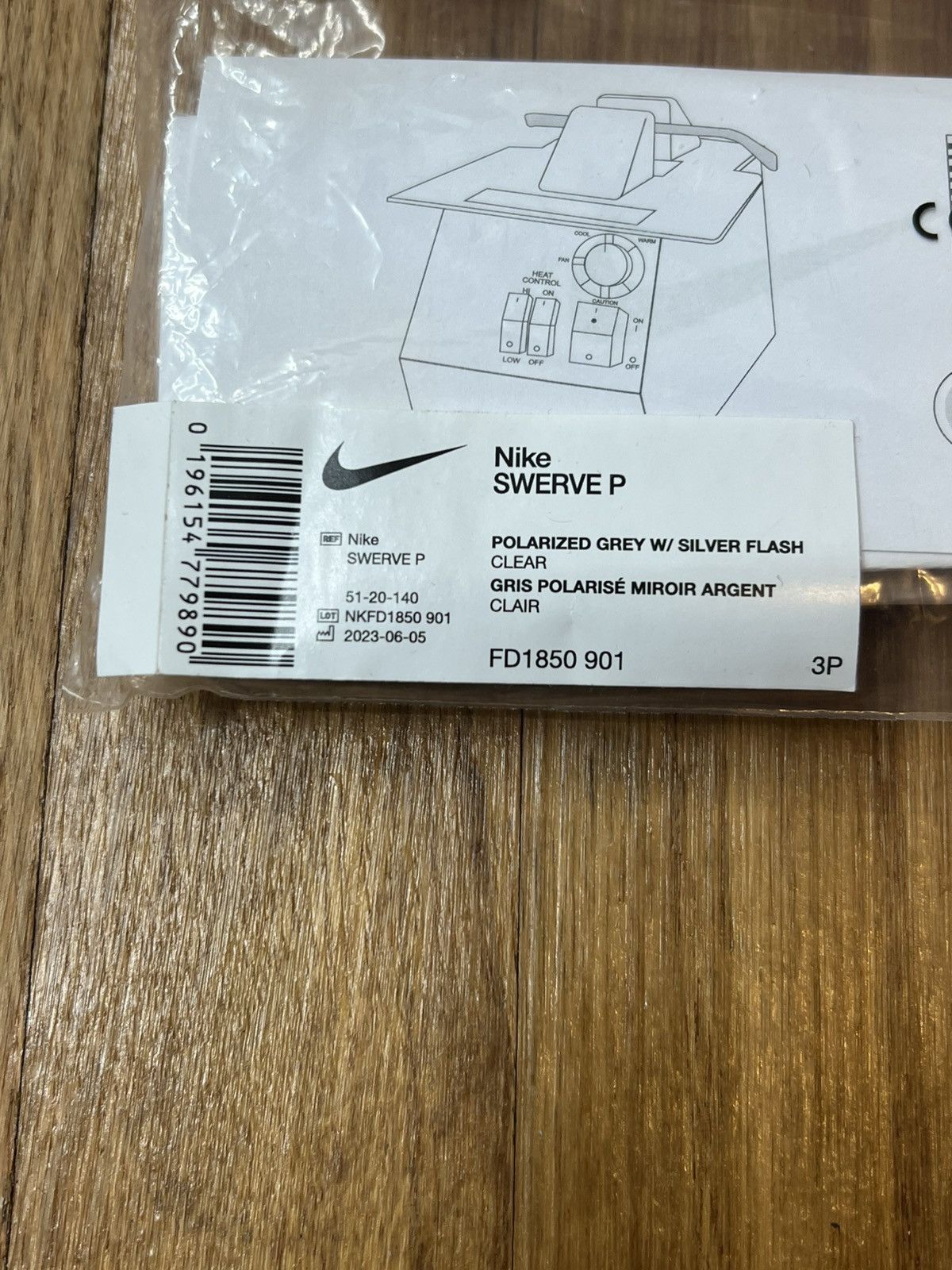 Nike Nike Swerve P FD1850 Sunglasses Polarized Grey Clear Size ONE SIZE - 5 Thumbnail