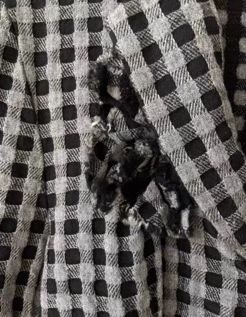 Comme des Garcons comme des garcons three-dimensional flower destruction fabr Size US M / EU 48-50 / 2 - 4 Thumbnail