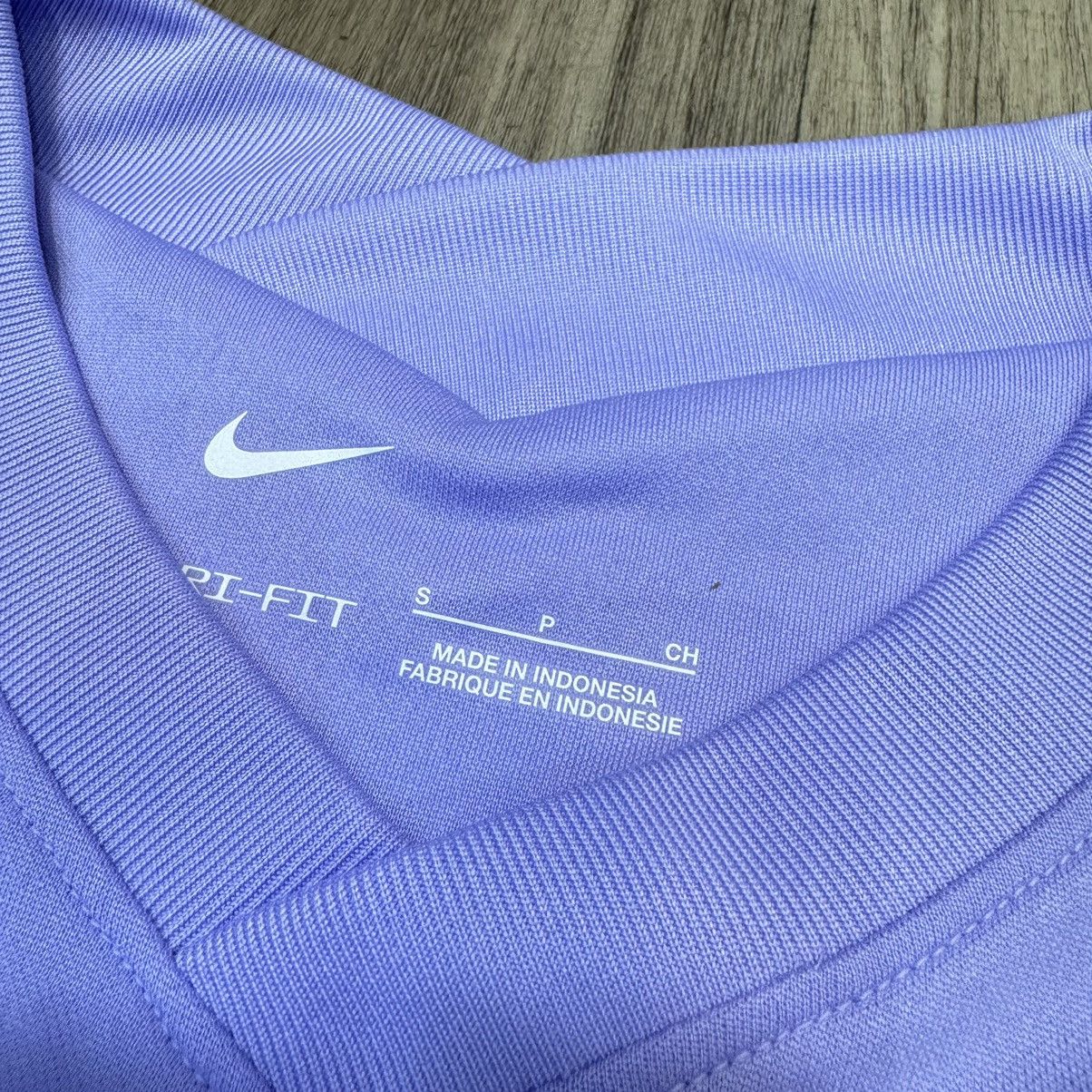 Nike Barcelona 21/22 away shirt #6 Riqui Puig Size US S / EU 44-46 / 1 - 6 Thumbnail