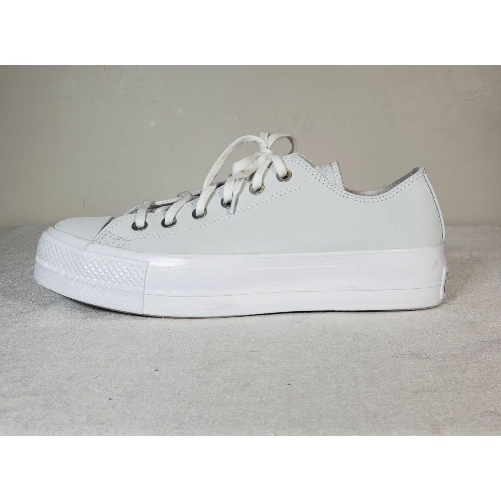 Converse Converse CTAS Lift Platform Sneaker 569104C Photon Dust White Women's US 10 Size US 10 / IT 40 - 5 Thumbnail
