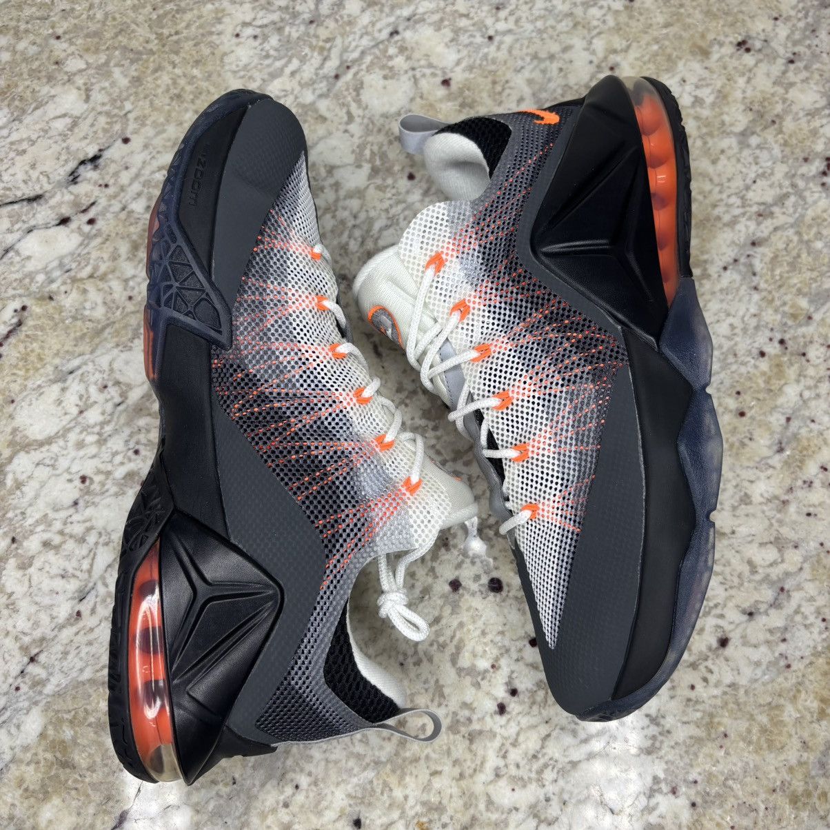 Nike Size 11 Nike Air Max 95 LeBron 12 Low VERY CLEAN/Box Size US 11 / EU 44 - 12 Thumbnail