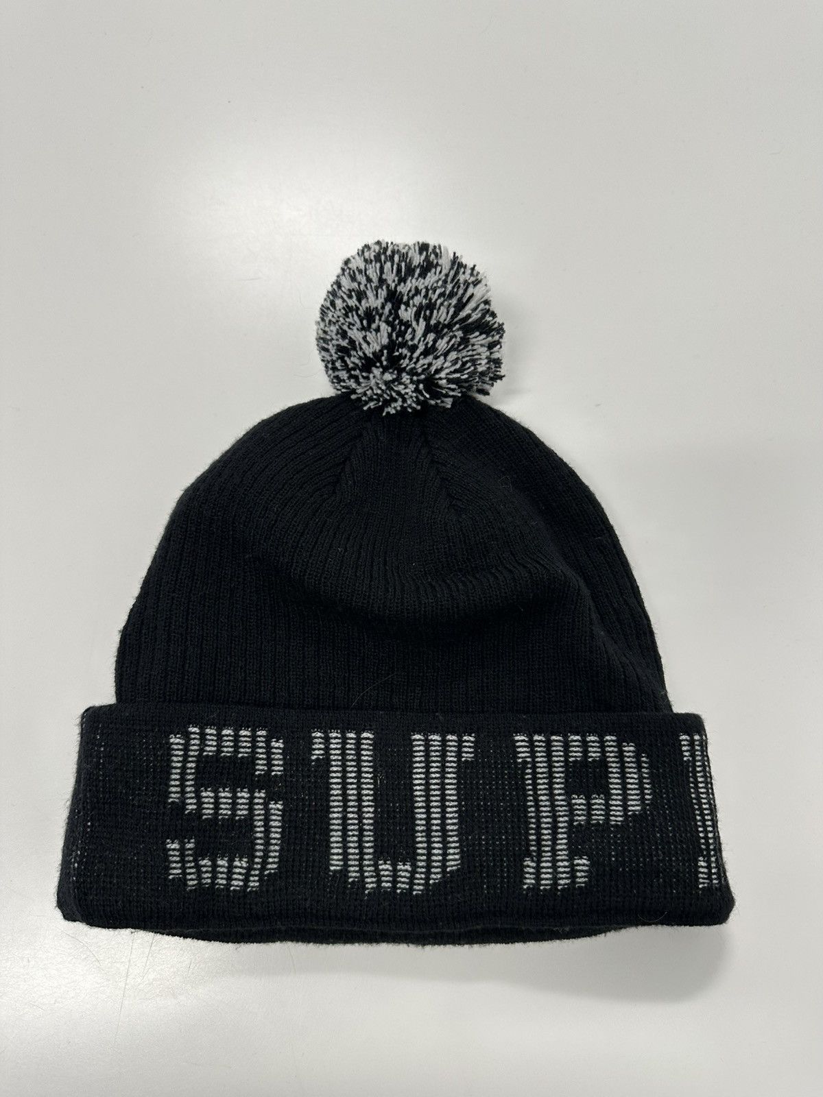 Supreme New Era Eyes of Horus レアサイズ