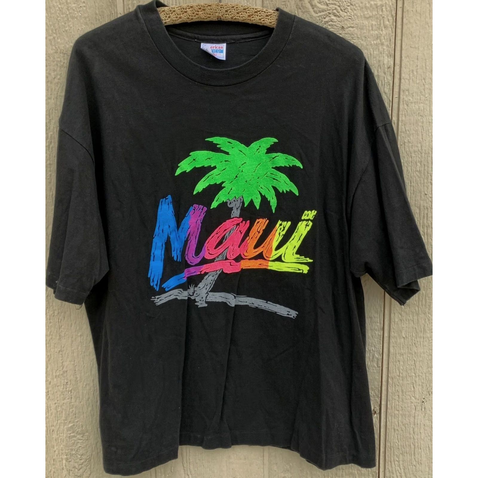 Vintage VINTAGE American Heavyweight Maui T Shirt Black XL Short Sleeve Cotton 1980s 1990s Hawaiian Tropical Graphic Cracking Heavyweight Mens Shirt Size US XL / EU 56 / 4 - 7 Thumbnail
