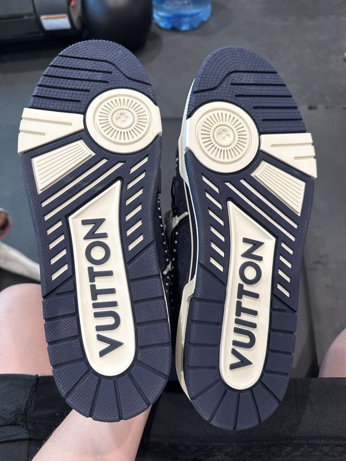Louis Vuitton Louis Vuitton Trainer Sneaker – Denim Studded Size US 10 / EU 43 - 5 Thumbnail