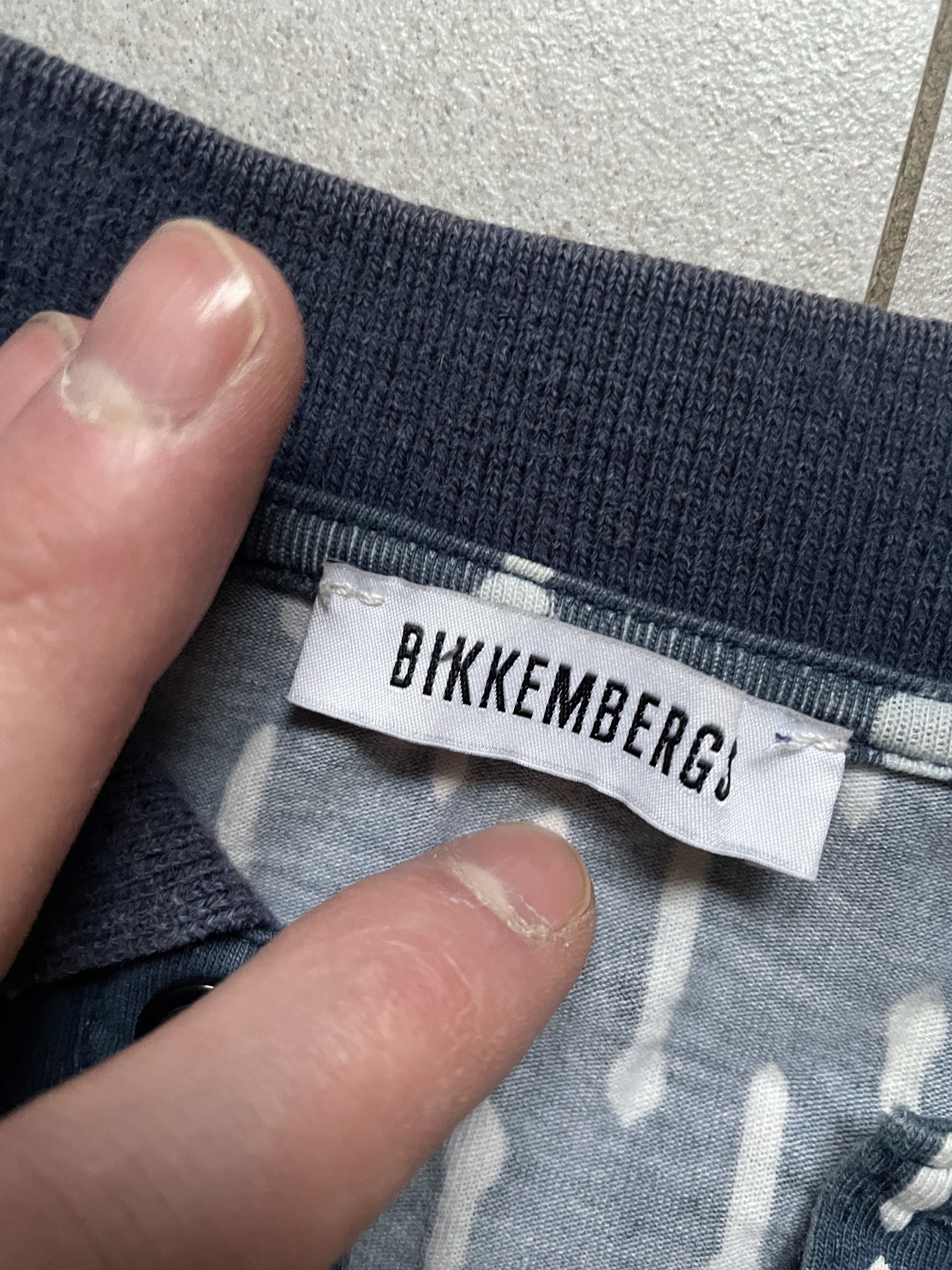 Dirk Bikkembergs ARCHIVE DIRK BIKKEMBERGS PATTERN NAVY POLO Size US XL / EU 56 / 4 - 2 Thumbnail