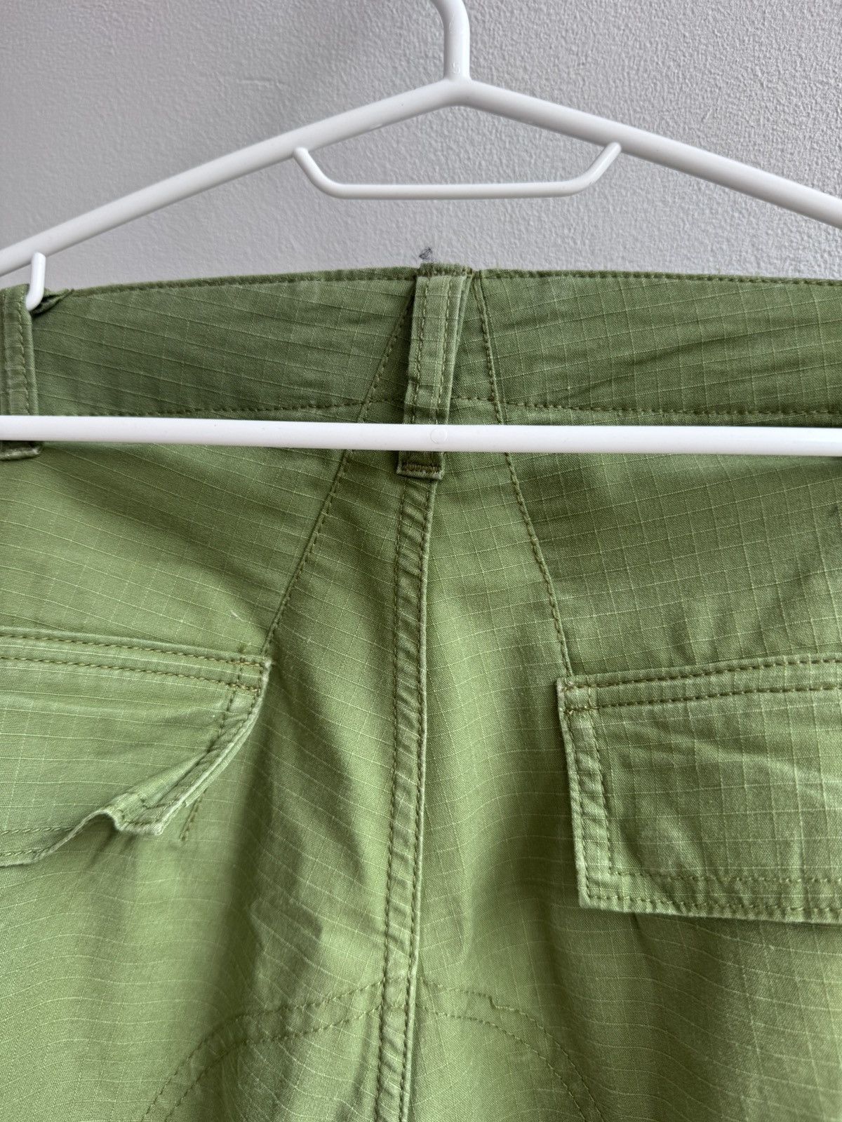 Carhartt Carhartt cargo pants regular cargo pant size 36 32 Size US 36 / EU 52 - 8 Thumbnail