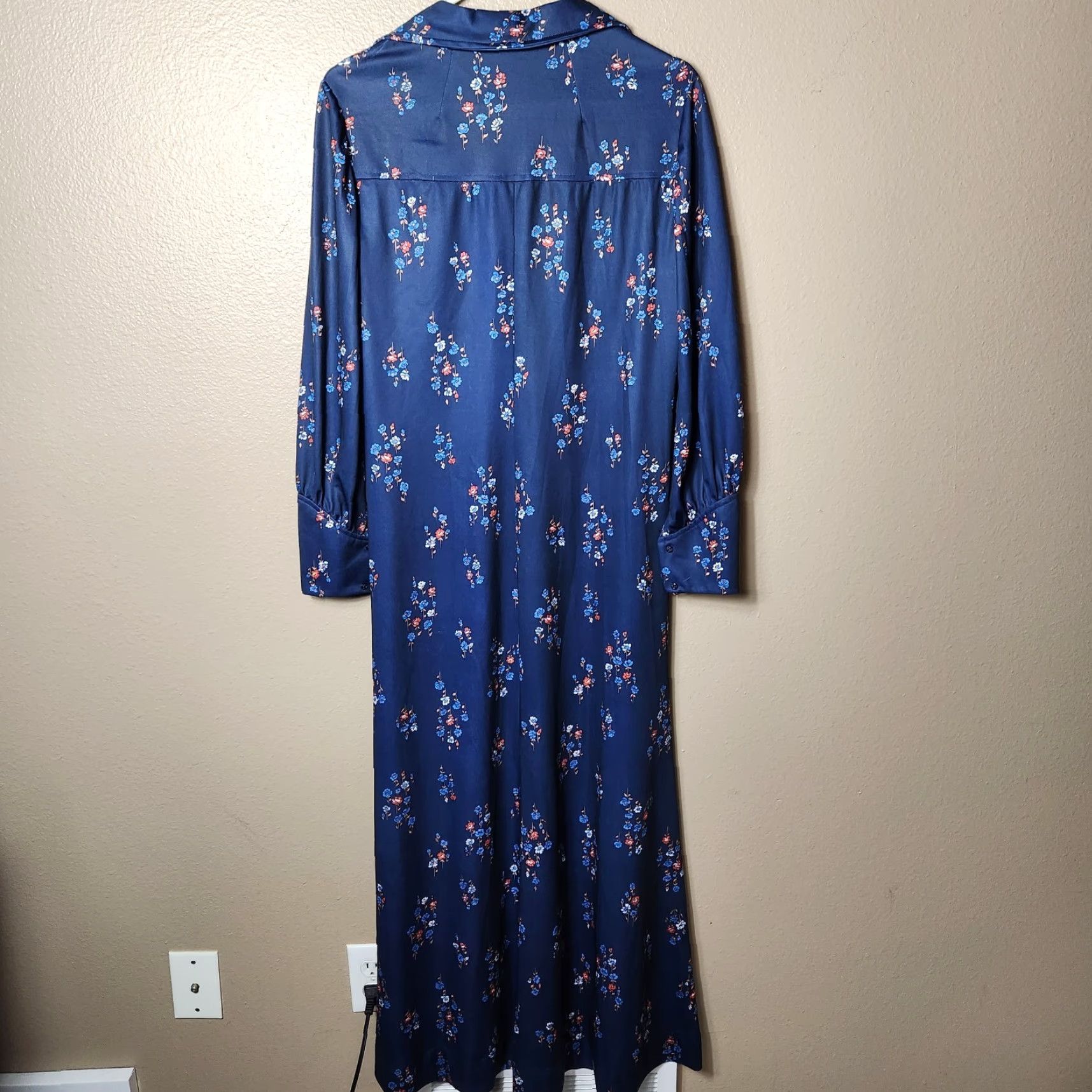 Vintage VINTAGE 70s Boho Maxi Dress Navy Floral Long Sleeve Elongated Peter Pan Collar Size L Size L / US 10 / IT 46 - 5 Thumbnail