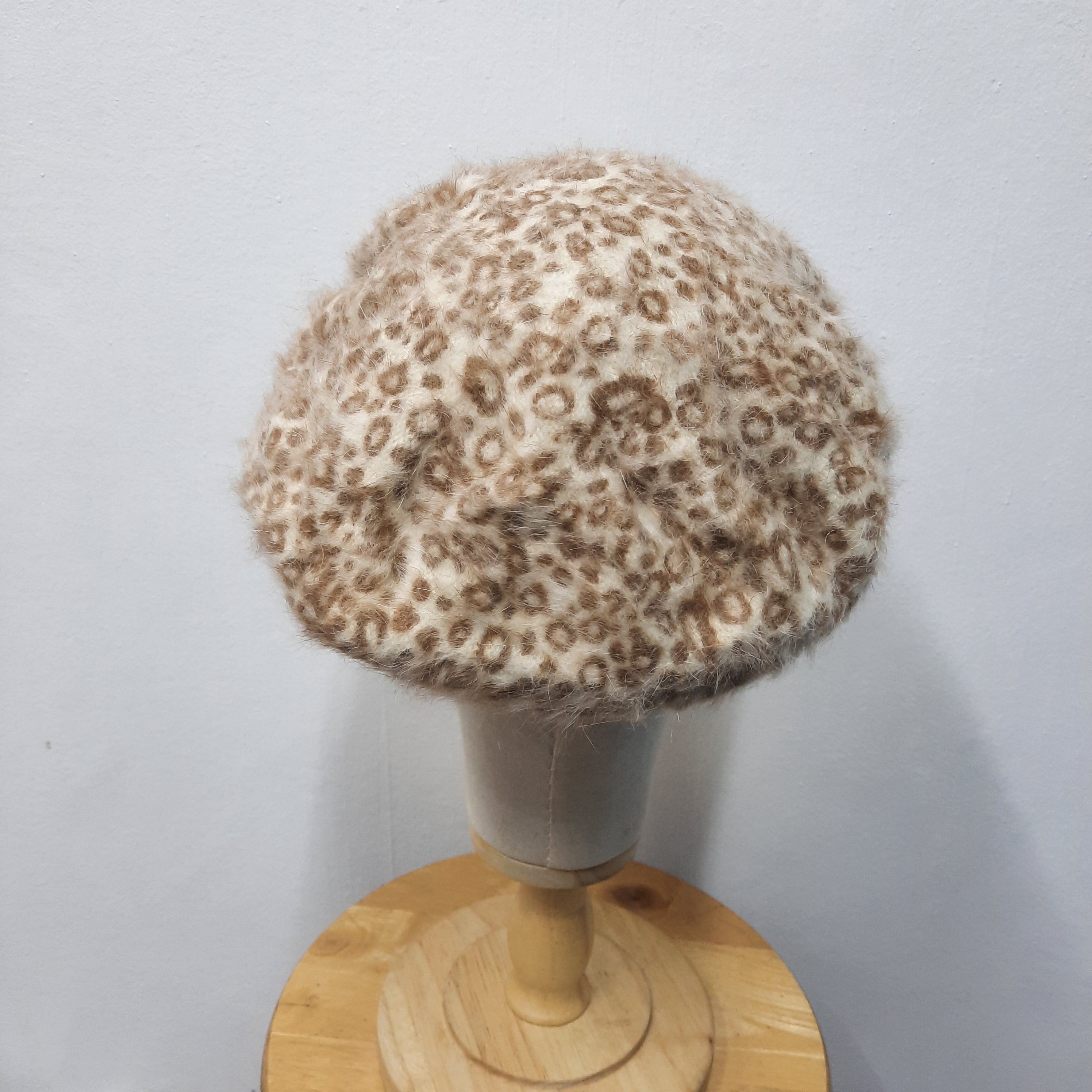 If Six Was Nine 💥 Japanese hushush leopard fur beret hat Size ONE SIZE - 4 Thumbnail