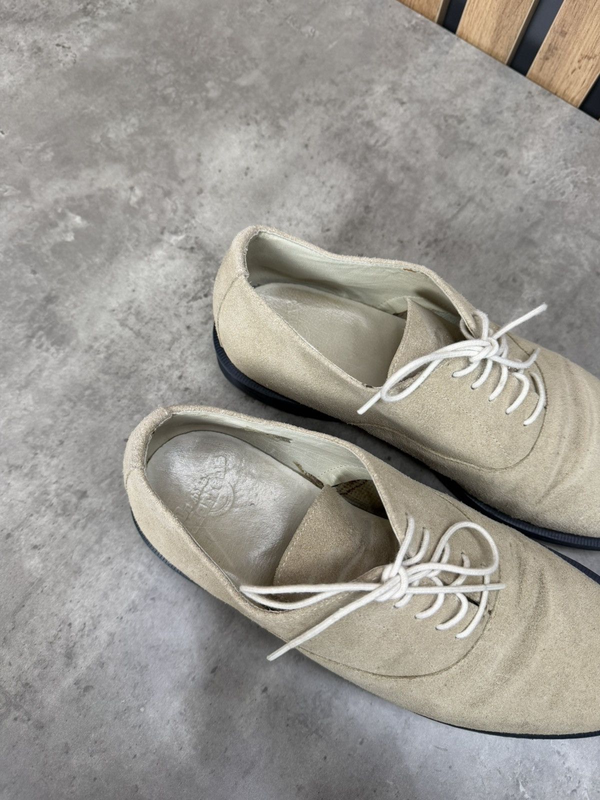 Dr. Martens Dr. Martens Henley Suede Derby Shoes Beige EU 43 US 10 Size US 9 / EU 42 - 4 Thumbnail