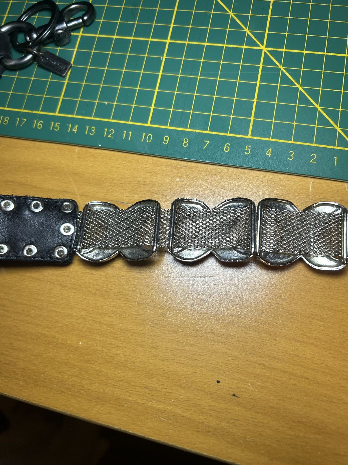 Vintage Vintage Nanni genuine leather “xxx” studded chainmail belt Size ONE SIZE - 12 Thumbnail