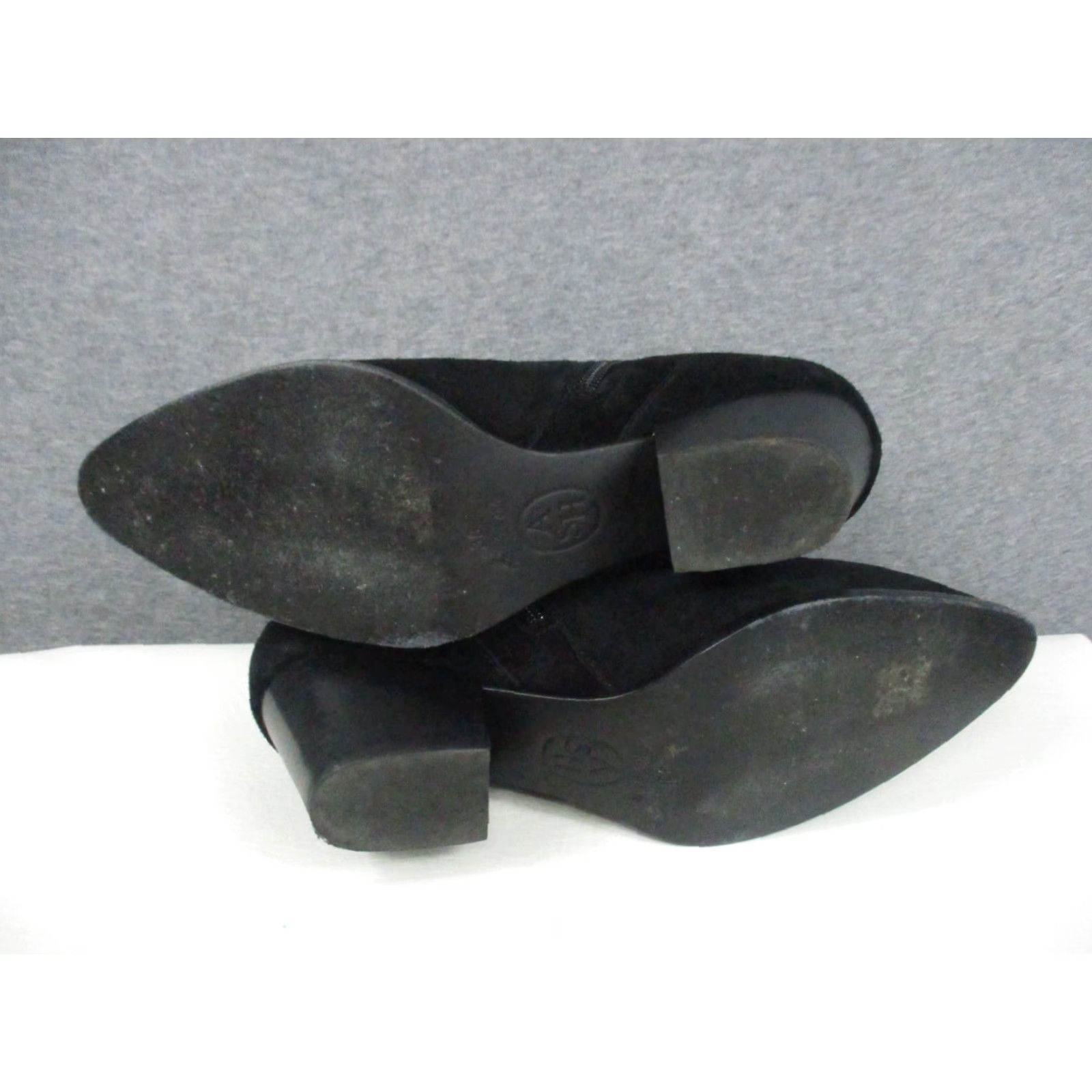 ASH Ash Booties 38 Leather Black Women Suede Zip Boots EUC Ash Henna Western Contemporary Charcoal Black Leather Ankle Bootie Womens Shoes Size US 8 / IT 38 - 7 Thumbnail