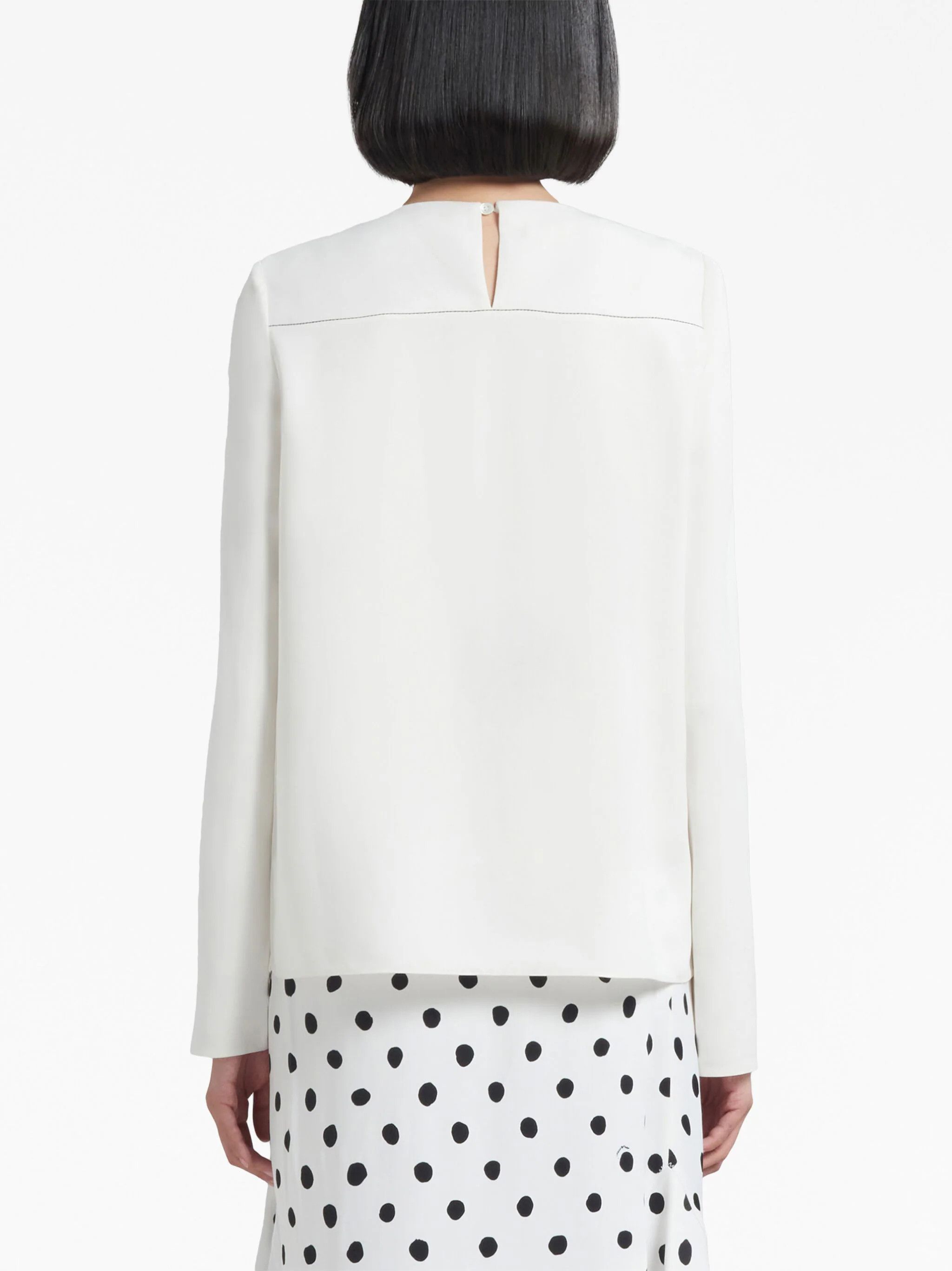 Marni o1w1db10824 Long Sleeve T-Shirt in White Size M / US 6-8 / IT 42-44 - 3 Thumbnail