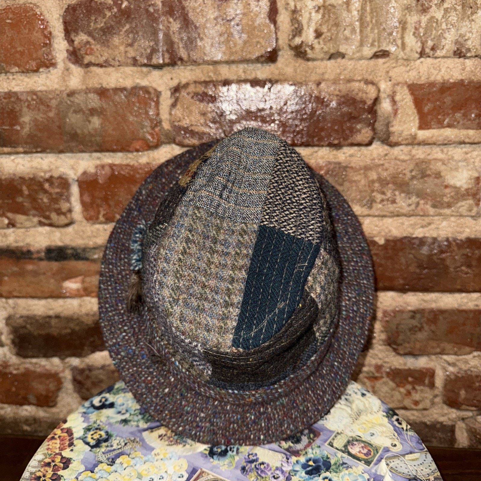 Orvis VINTAGE ORVIS Ireland Wool Fedora Men tweed patchwork Sz Sm Size 30 - 8 Thumbnail