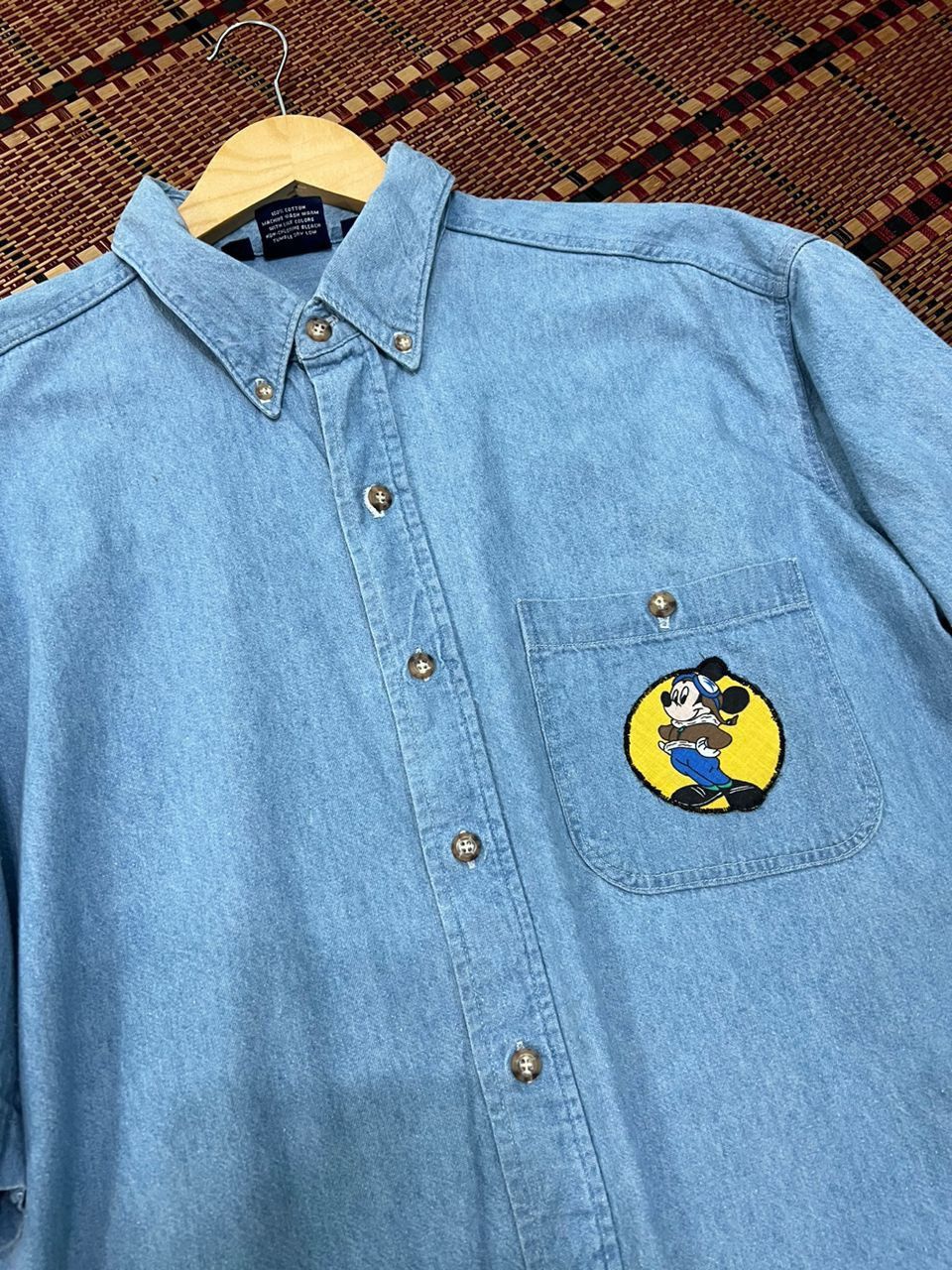 Vintage Vintage 80s Mickey Mouse Denim Shirt by Three Rivers Size US XL / EU 56 / 4 - 3 Thumbnail