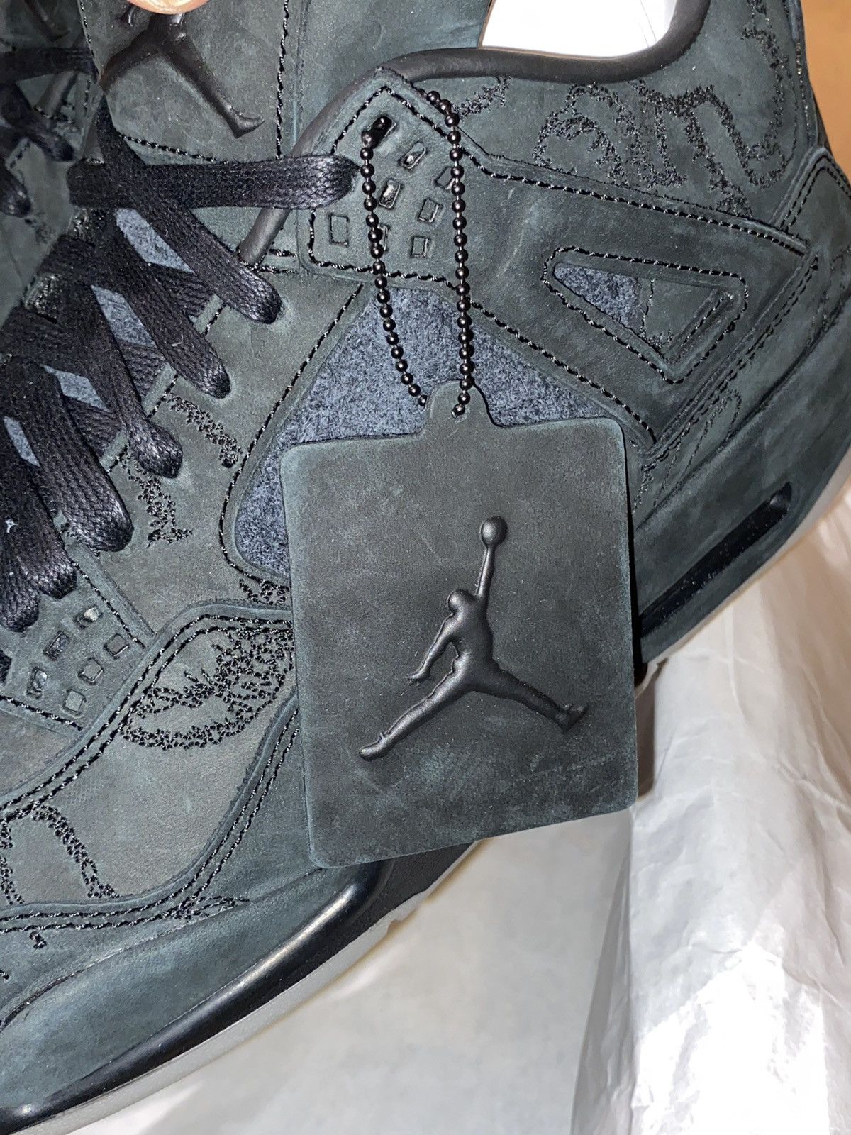 Jordan Brand × Kaws × Nike Jordan 4 Retro KAWS Black Size US 12 / EU 45 - 5 Thumbnail