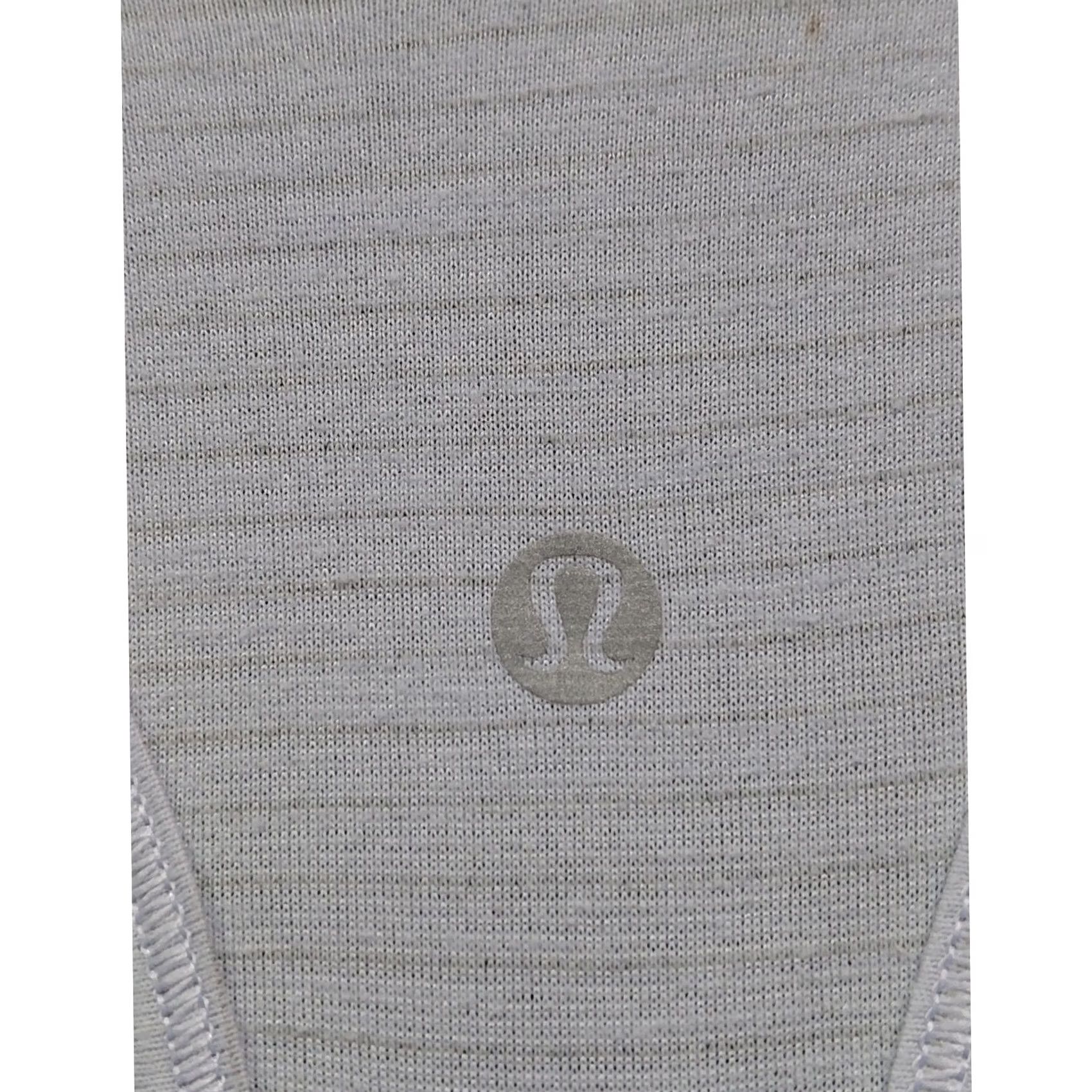 Lululemon Lululemon Top Womens 4 Gray Tip Racerback Tank Knit Sleeveless Women Size Size S / US 4 / IT 40 - 3 Thumbnail