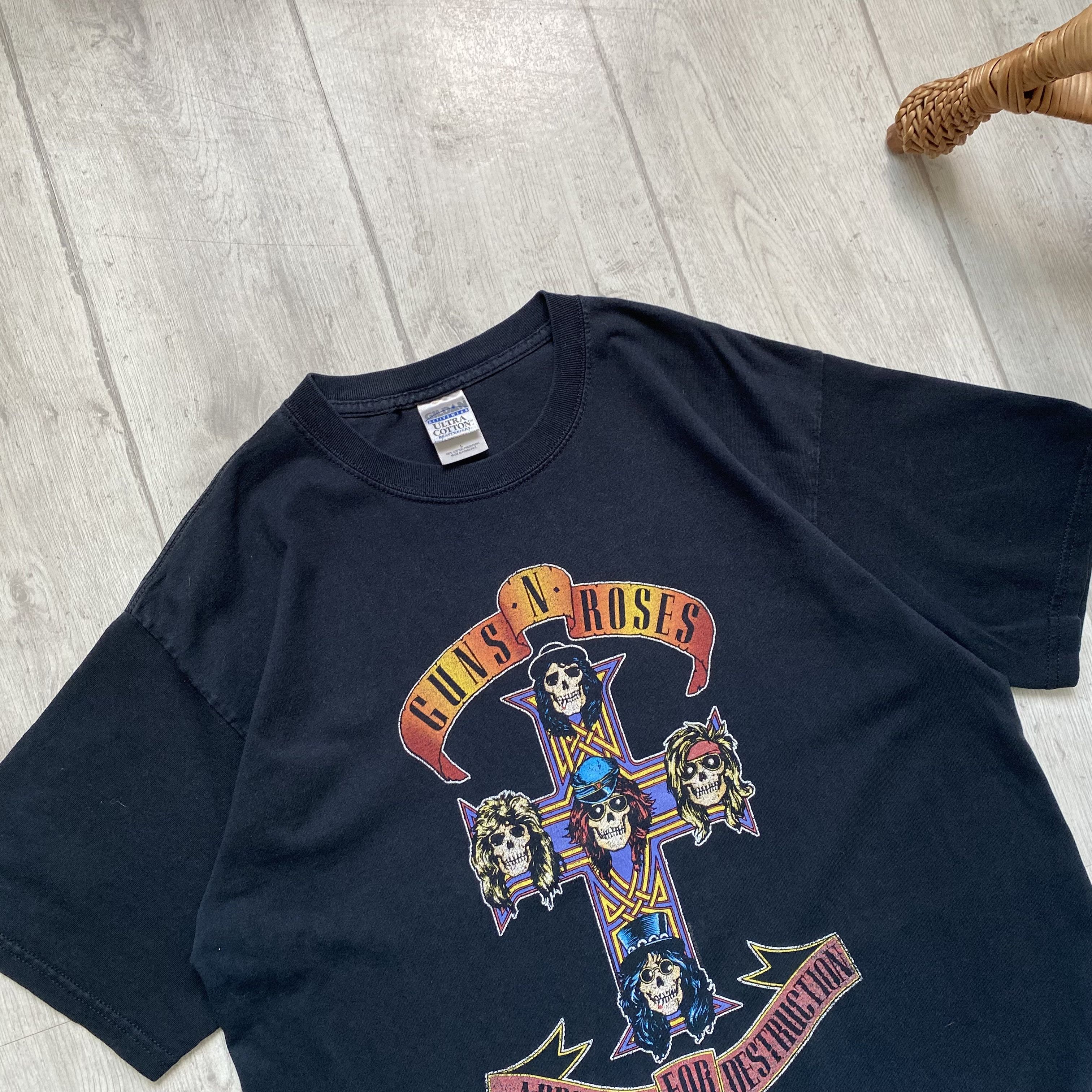 Guns N' Roses 🎸 Trashed Vintage 00s Gun's n roses Tee Rock Band Size US L / EU 52-54 / 3 - 5 Thumbnail