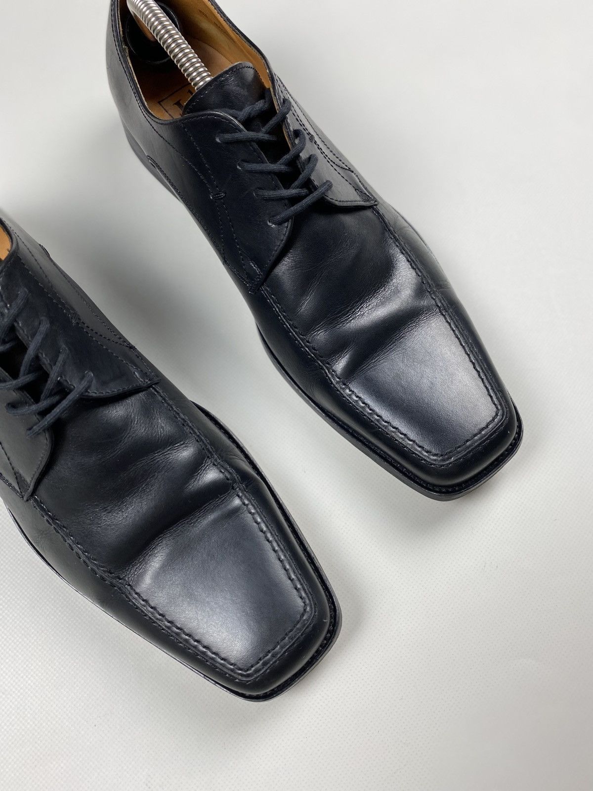 Loake Loake men’s leather formal lace up shoes size US 10 Size US 10 / EU 43 - 5 Thumbnail