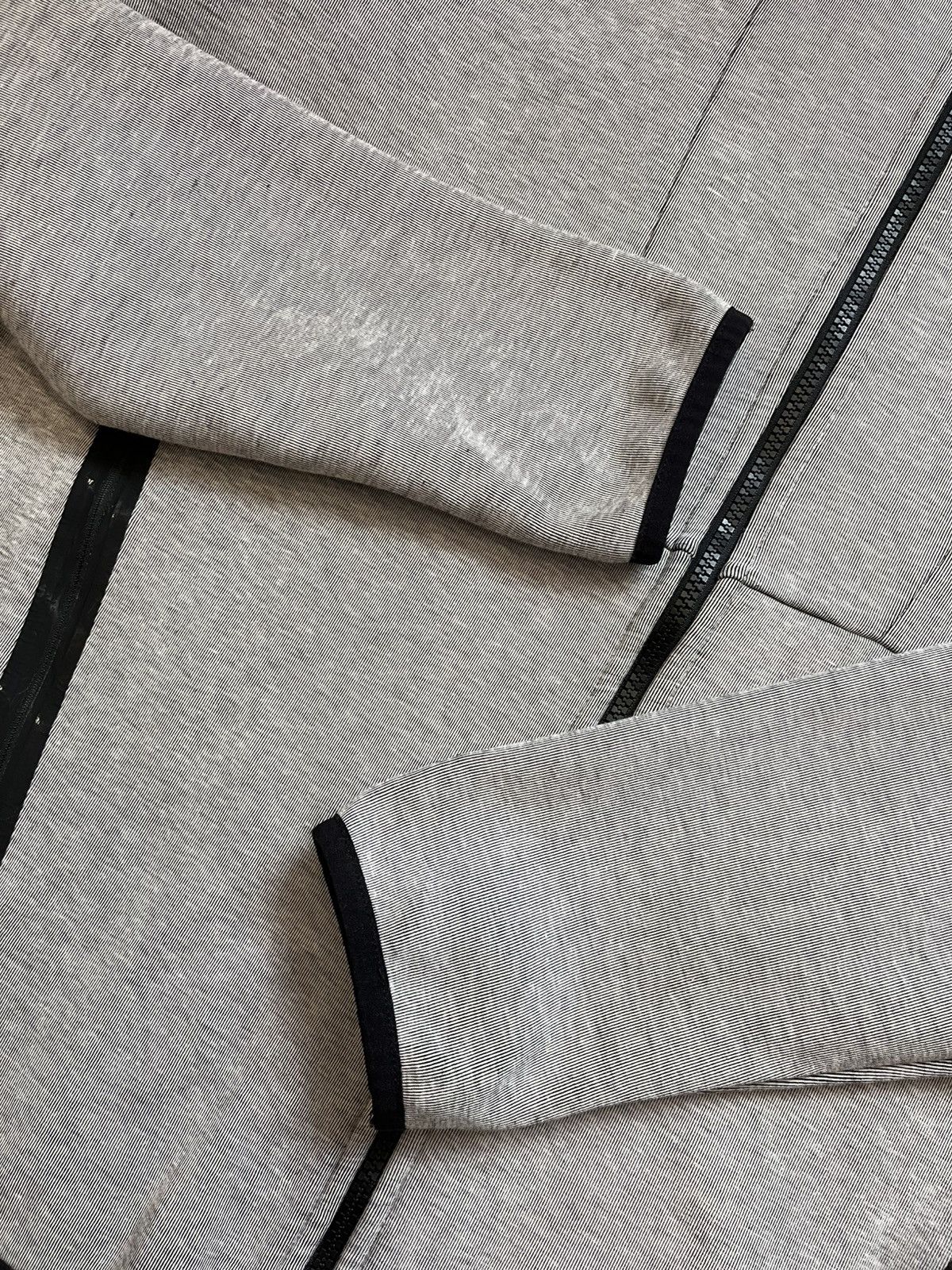 Champion Champion Zip Hoodie drill grey Tech Fleece style Size US L / EU 52-54 / 3 - 12 Thumbnail