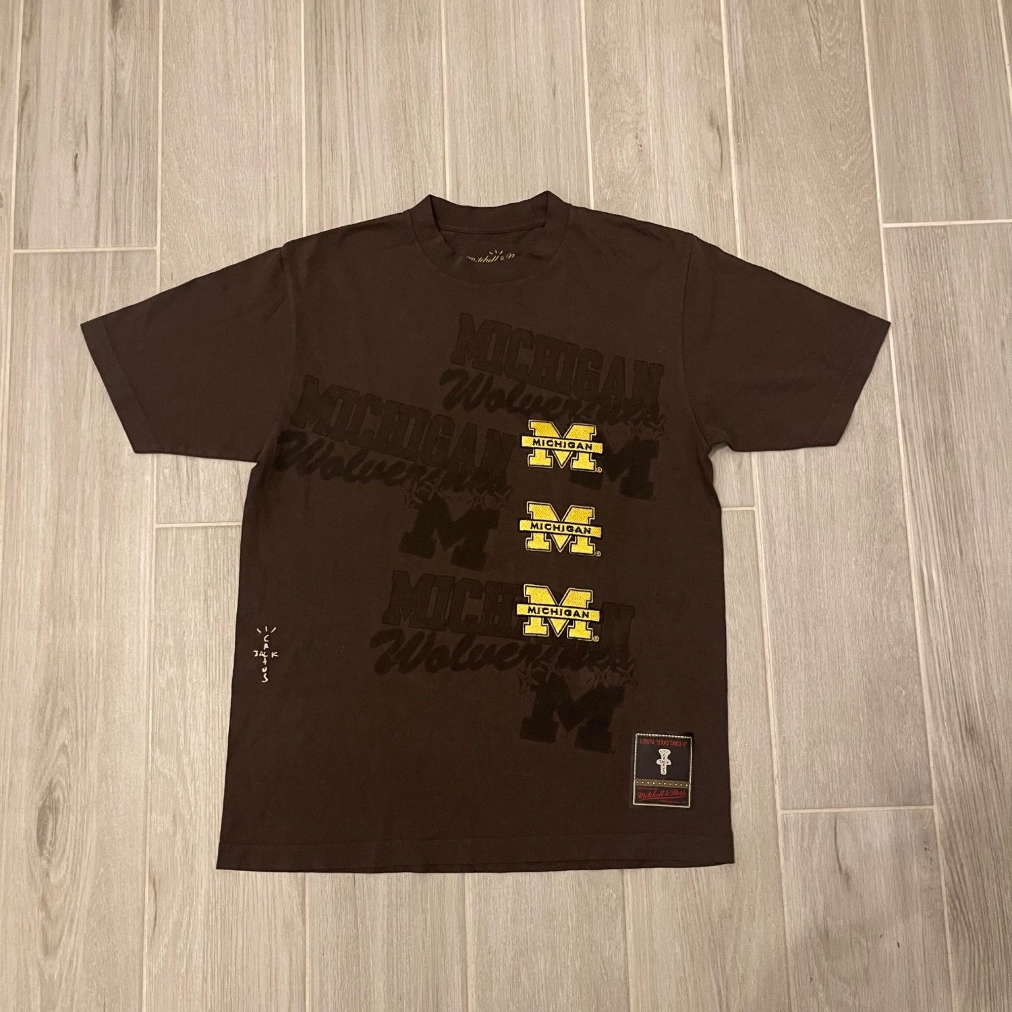 Mitchell & Ness × Travis Scott NEW CACTUS JACK TRAVIS SCOTT MITCHELL & NESS MICHIGAN TEE S Size US S / EU 44-46 / 1 - 2 Thumbnail