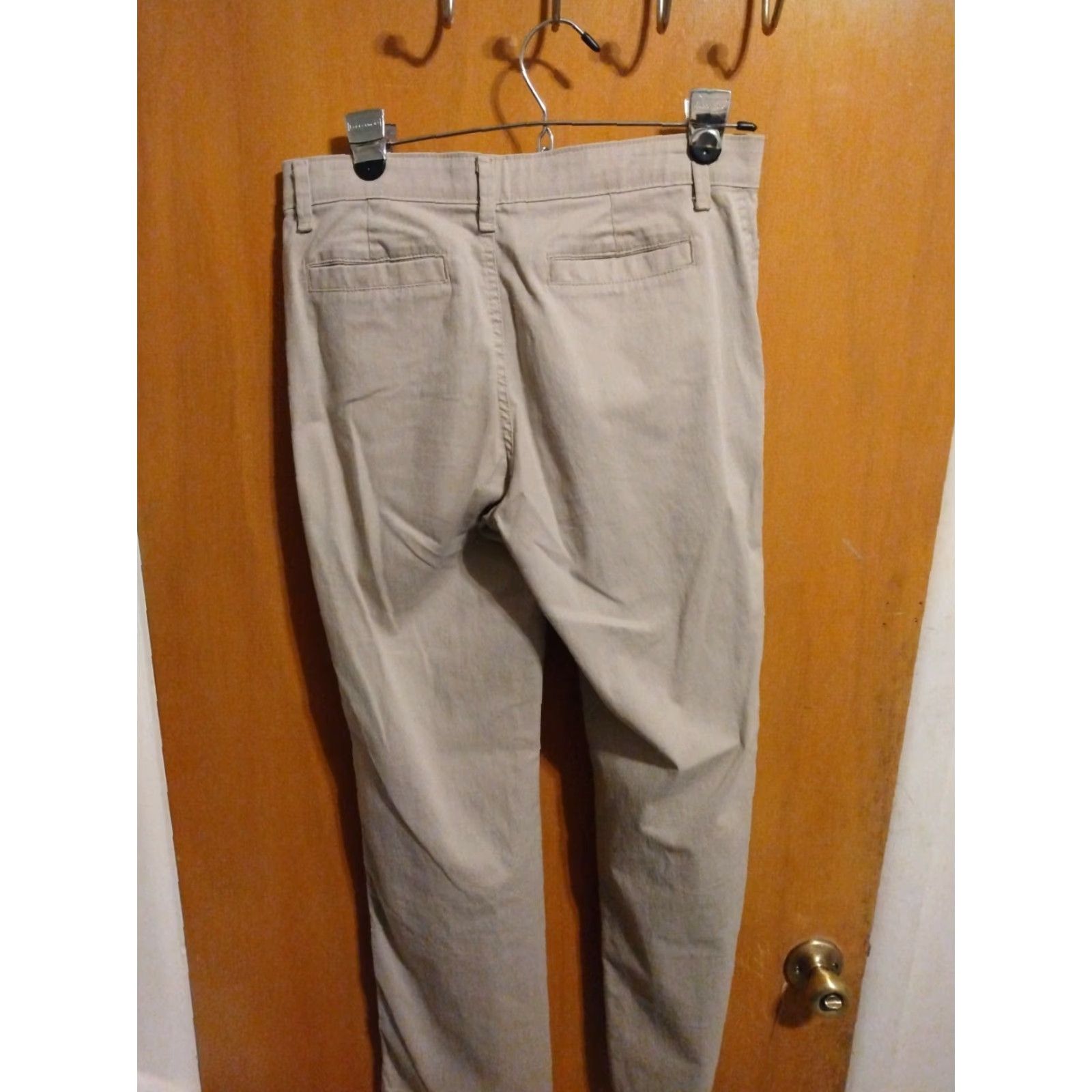 Lee **Lee Rider Women's Petite Size 8 Tan Cotton/Spandex Pants** User: Lee Rider Women's Petite Size 8 Tan Cotton/Spandex Pants Size 30" / US 8 / IT 44 - 6 Thumbnail