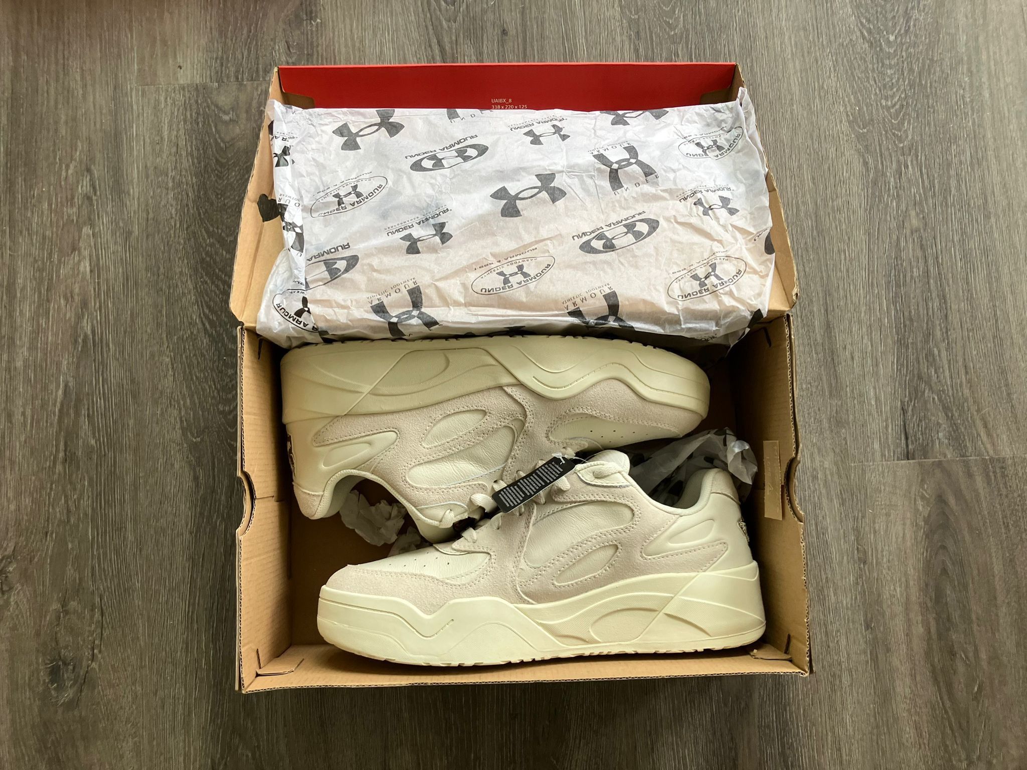 Under Armour UA Court Anatomix TC \'Tuff Crowd\' Sneakers Men\'s Size 17 Cream Rare Under Armour Anatomix Court Elite 24 TUFF CROWD Raffles  main image 3