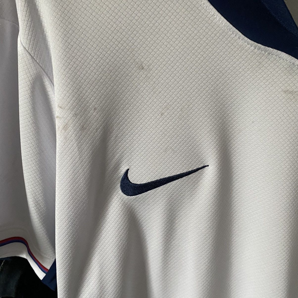 Nike Mens Nike England 2019 National home soccer jersey size S Size US S / EU 44-46 / 1 - 3 Thumbnail