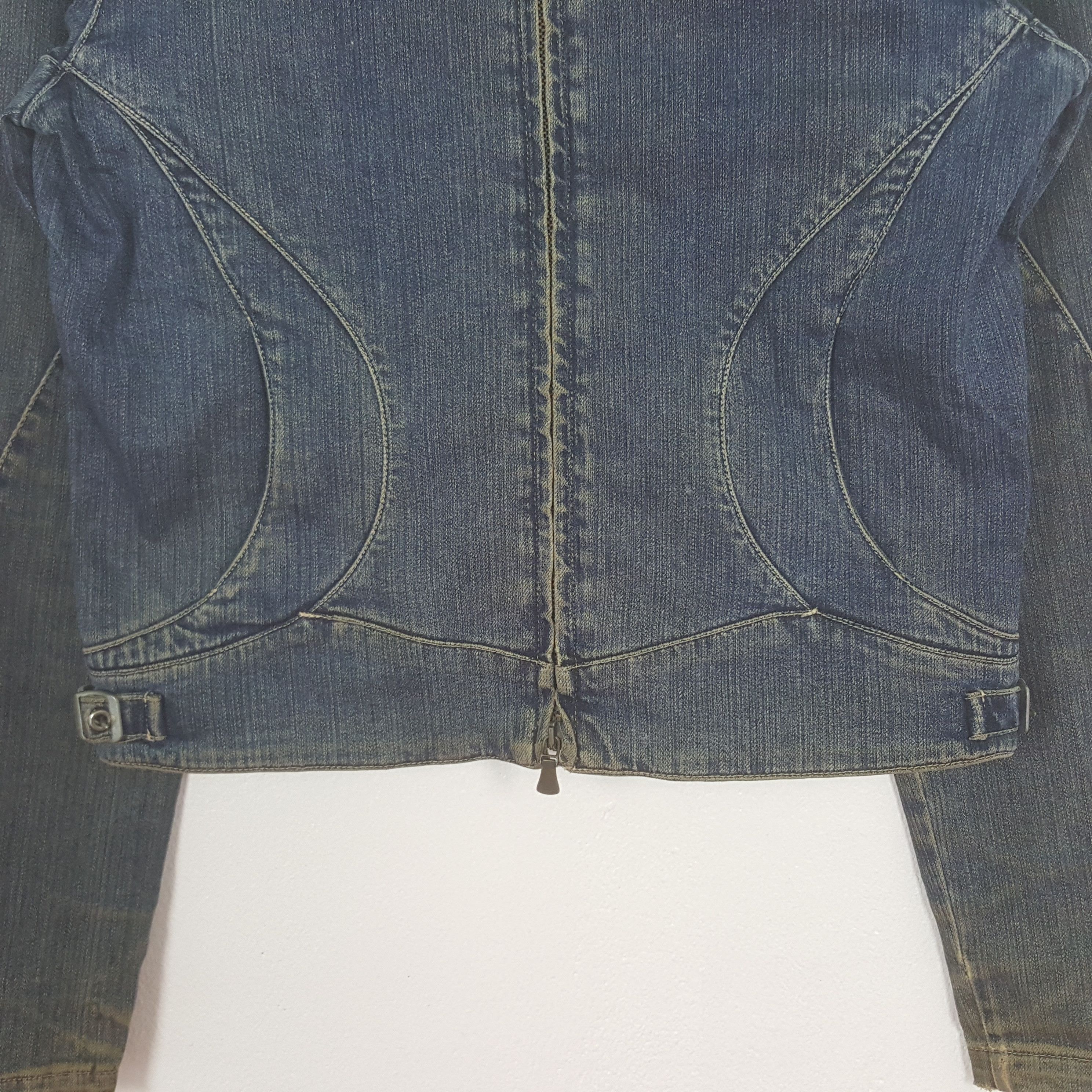 Versace Vintage Versace Italian Designer Denim Jacket C314N27 Size XS / US 0-2 / IT 36-38 - 2 Thumbnail