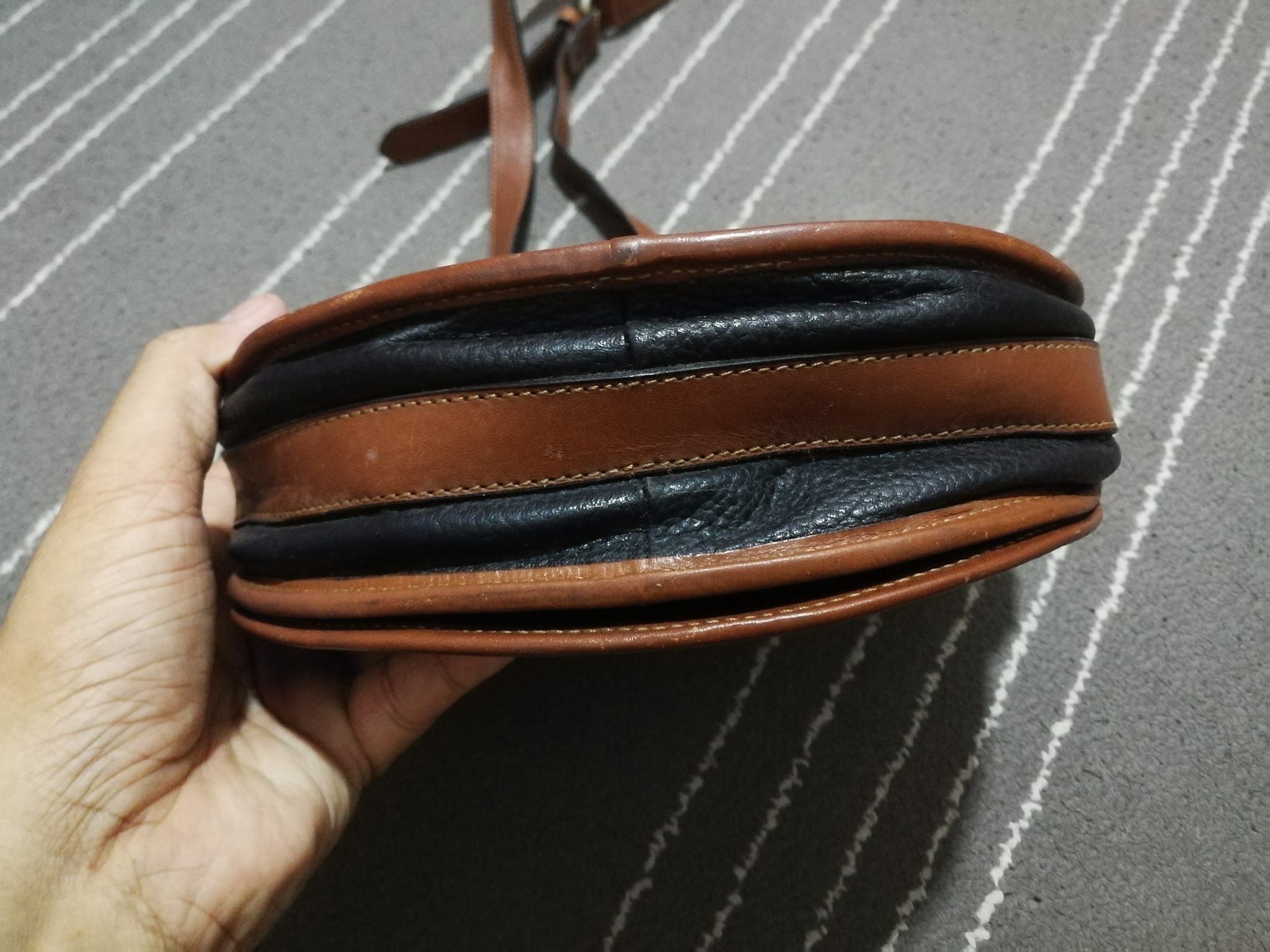 Testoni a. testoni DINAMICO luxury leather sling bag vintage Size ONE SIZE - 9 Thumbnail