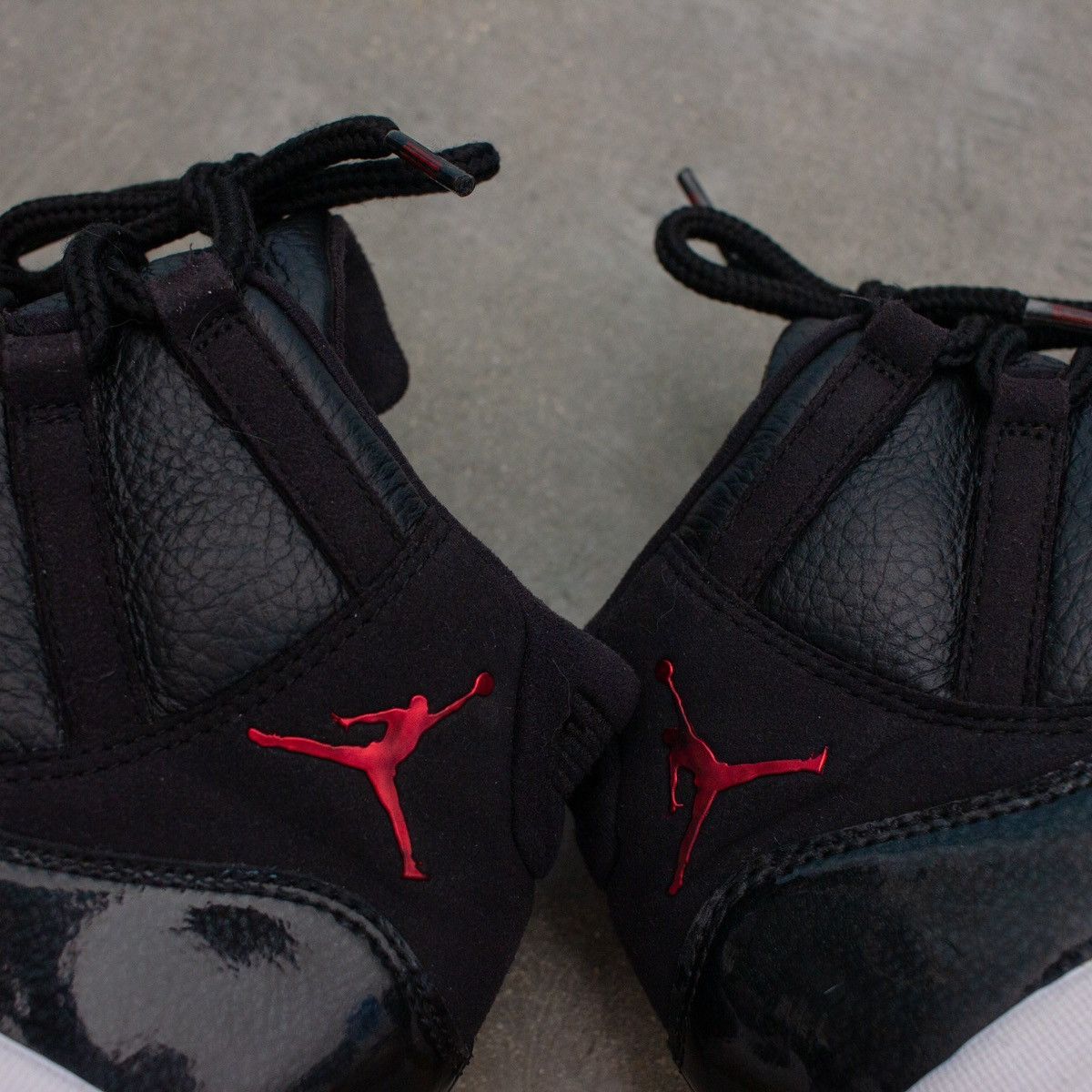 Jordan Brand Air Jordan 11 Retro 2015 '72-10' - 378037 002 Size US 8 / EU 41 - 12 Thumbnail