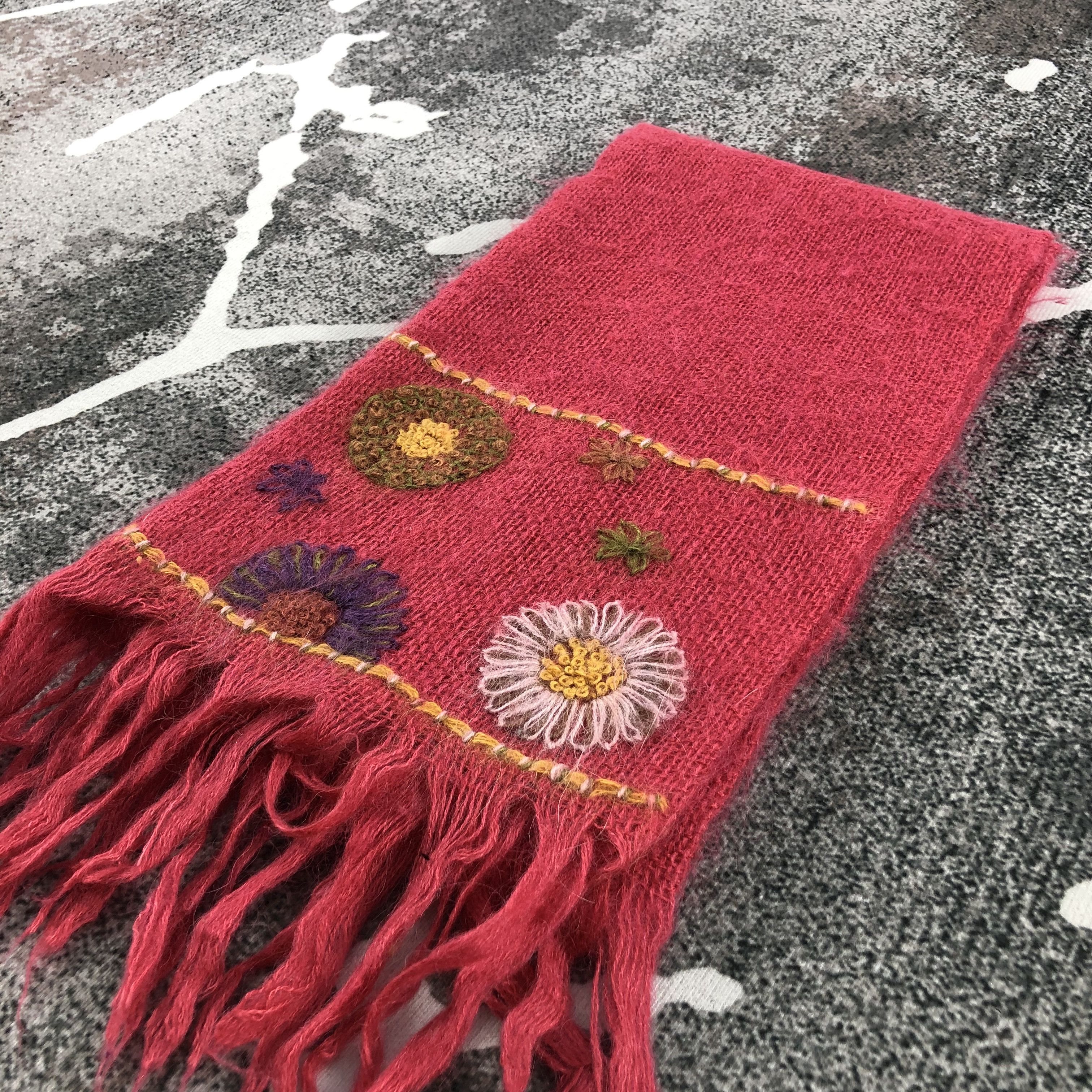 Japanese Brand Elle Lumiere Floral Mohair Scarf Muffler V591 Size ONE SIZE - 3 Thumbnail