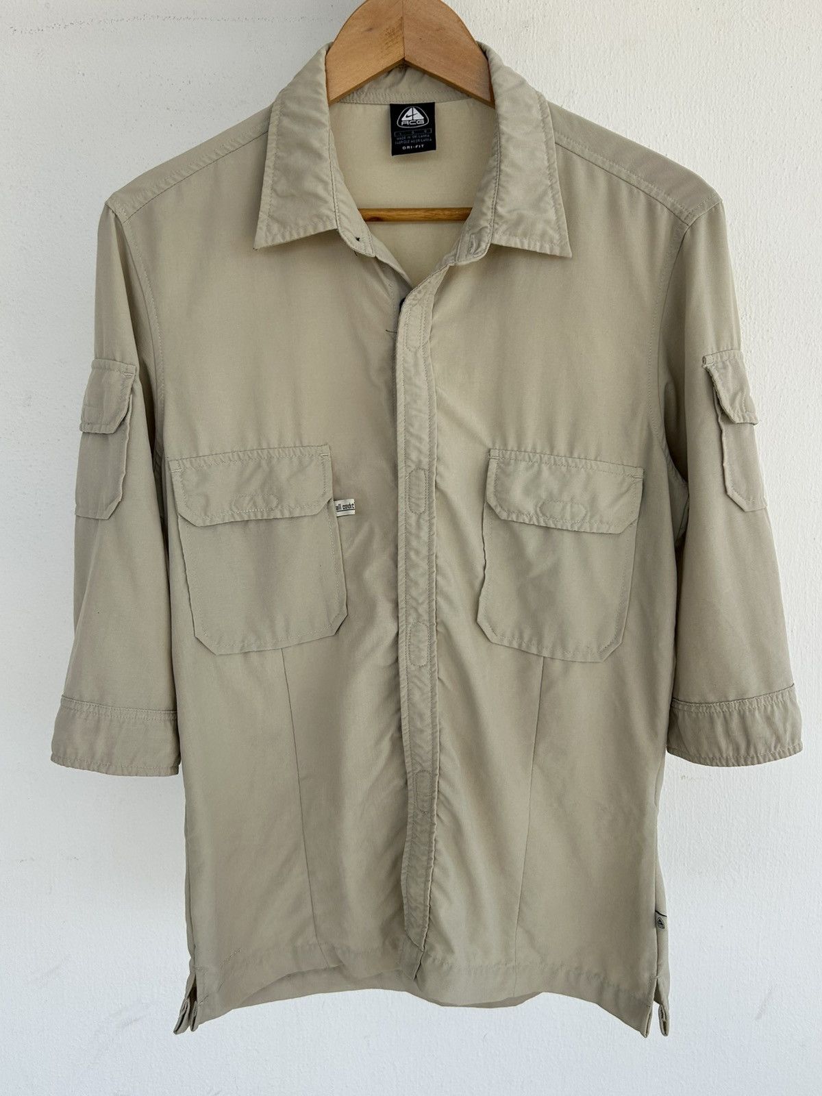 Nike ACG Nike ACG Double Pocket Button Up Beige Size L / US 10 / IT 46 - 1 Thumbnail